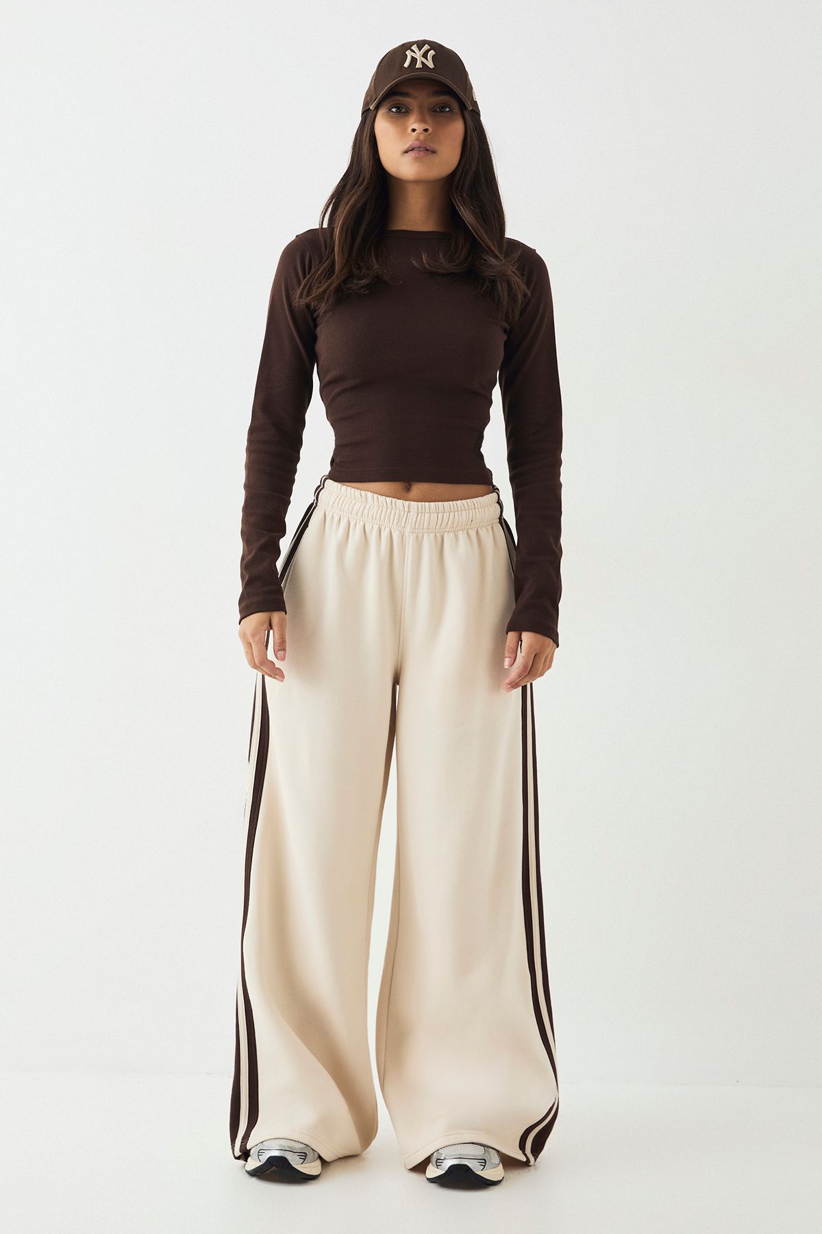 DSGN Studio DSGN Studio Embroidered Long Sleeve Top Dark Chocolate image 5