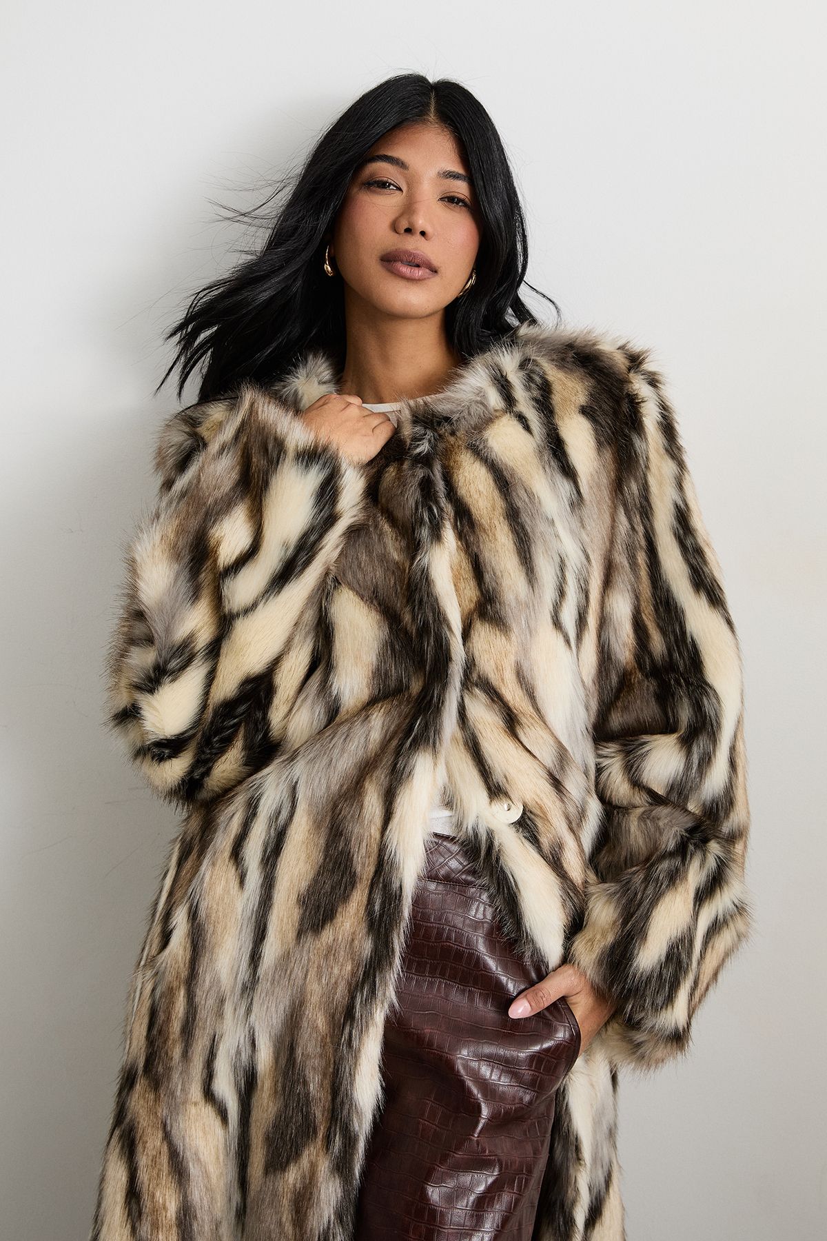 Oasis Premium Zig Zag Longline Faux Fur Coat Mono image 2