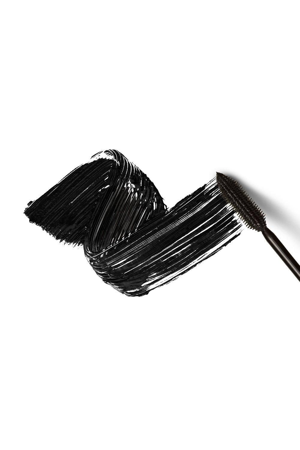 L'Oréal Paris Volume Million Lashes Mascara Black image 3