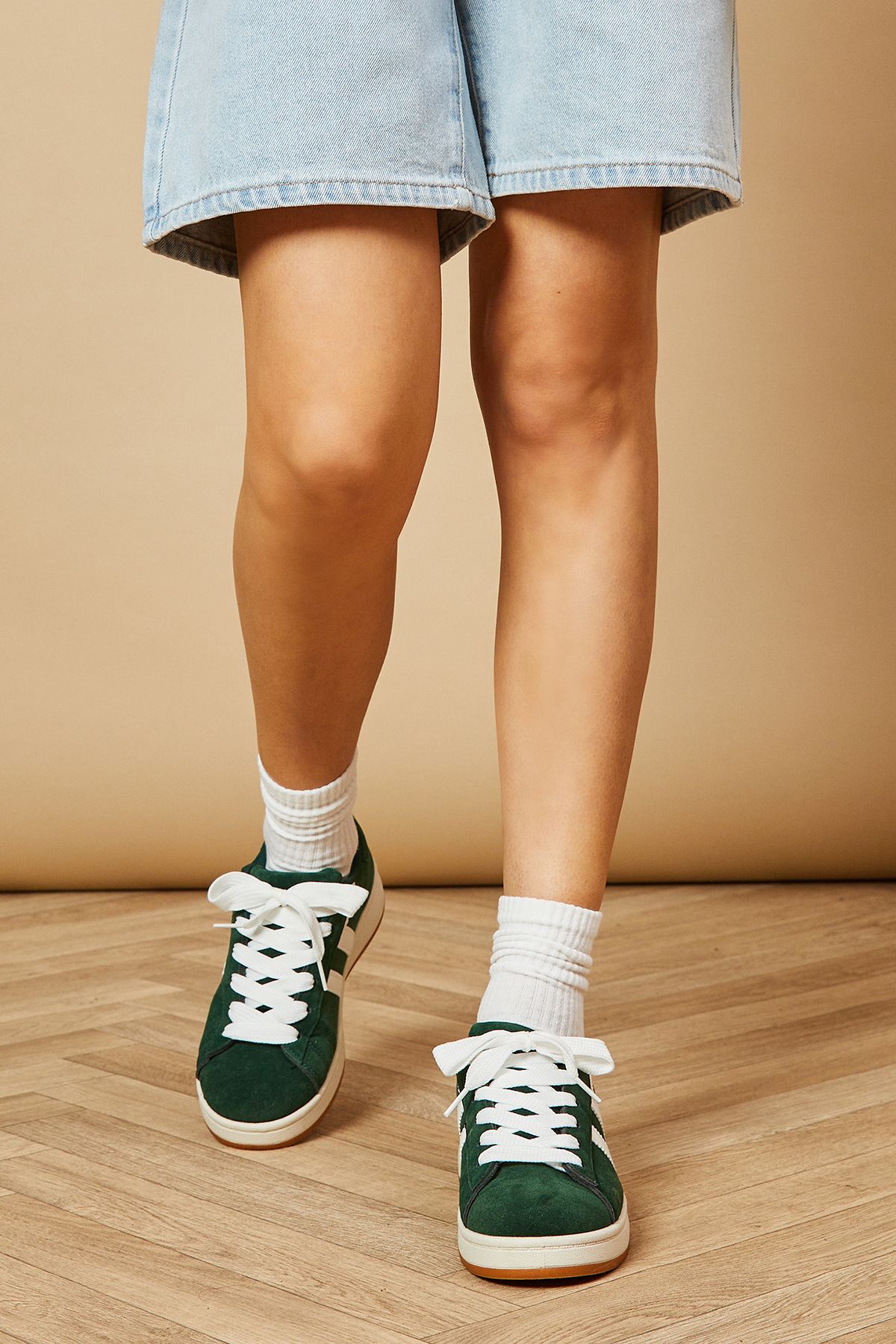 Oasis Leocadia Faux Suede Lace Up Trainers Green image 2