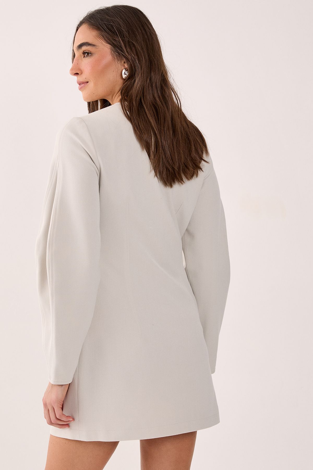NastyGal Tailored Cocoon Sleeve Button Through Mini Blazer Dress Ecru image 4