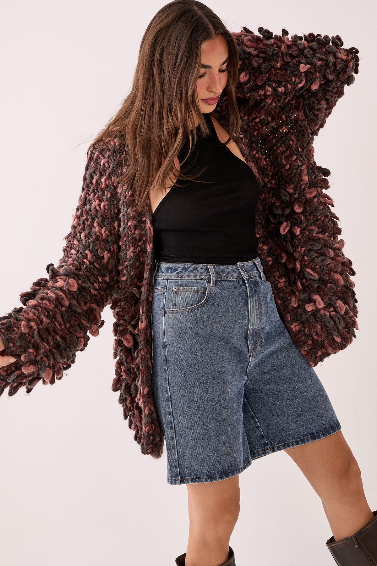 NastyGal Extreme Loopy Cardigan Pink image 3