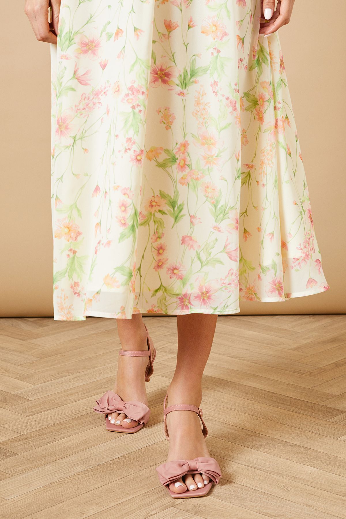 Oasis Marsha Faux Suede Bow Detail Kitten Heeled Sandals Blush image 2