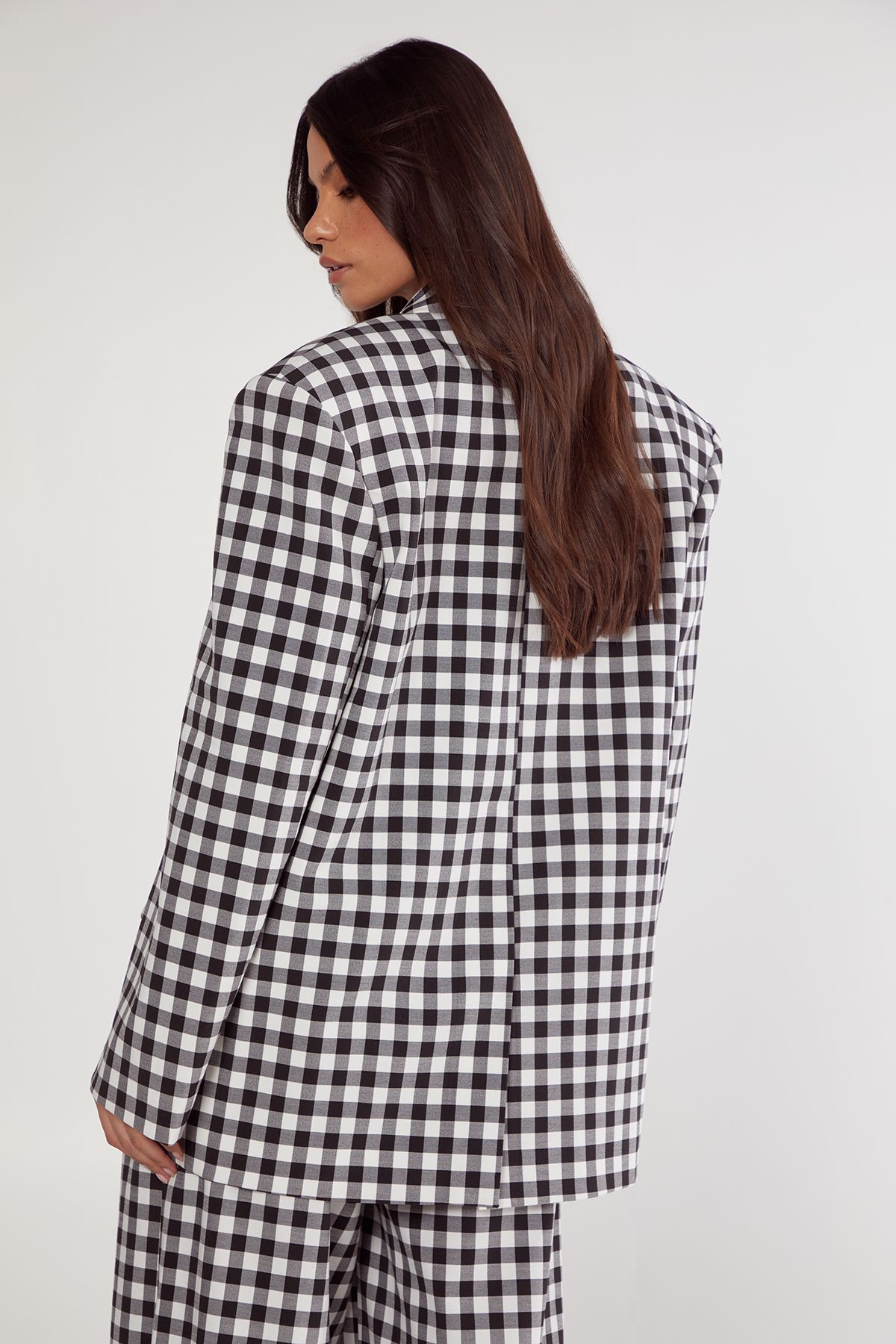 NastyGal Oversized Gingham Tailored Blazer Mono image 4