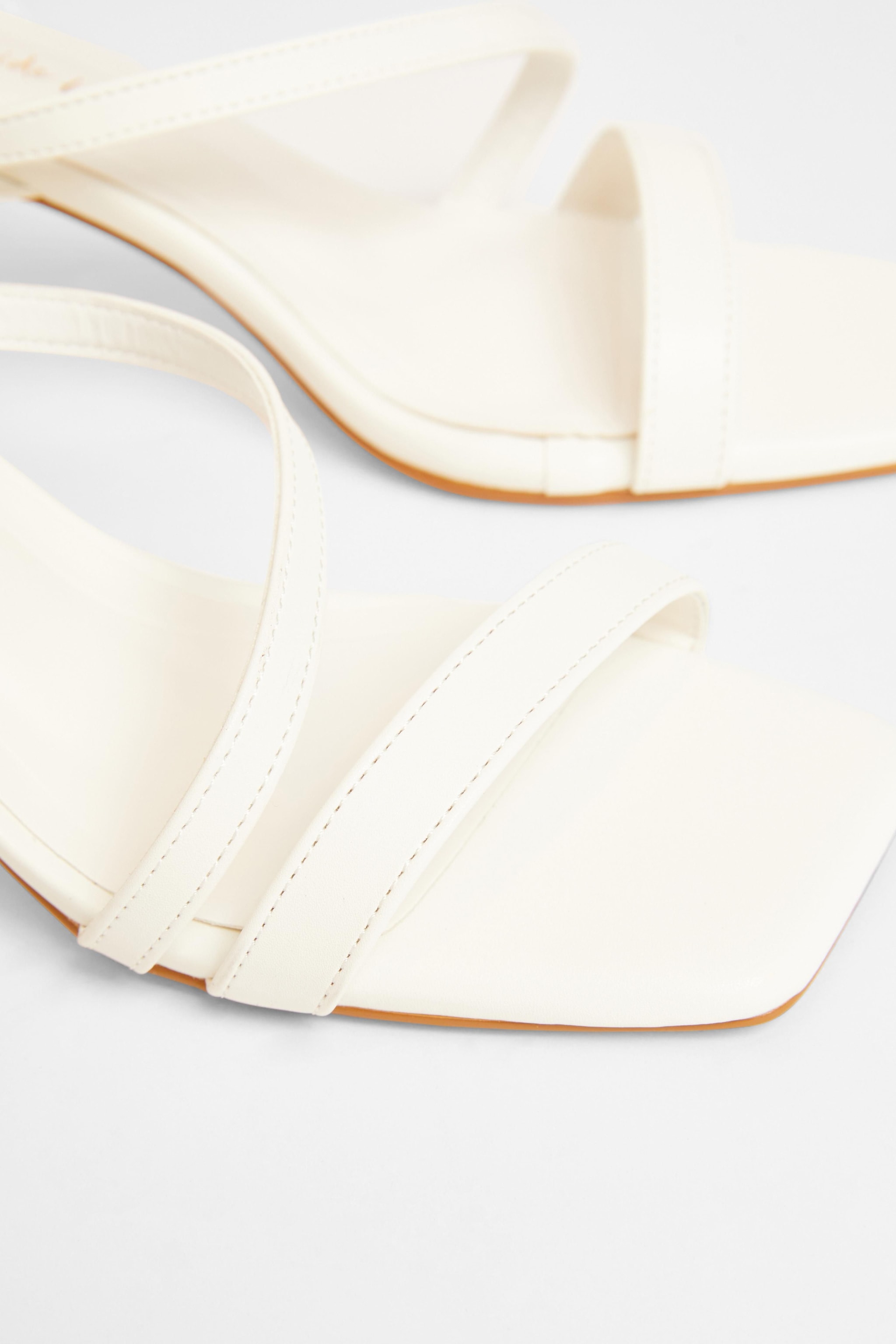 Quiz White Wide Fit Asymmetric Strap Heels image 4