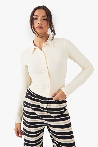 DSGN Studio DSGN Studio Button Through Collared Fitted Top Cream