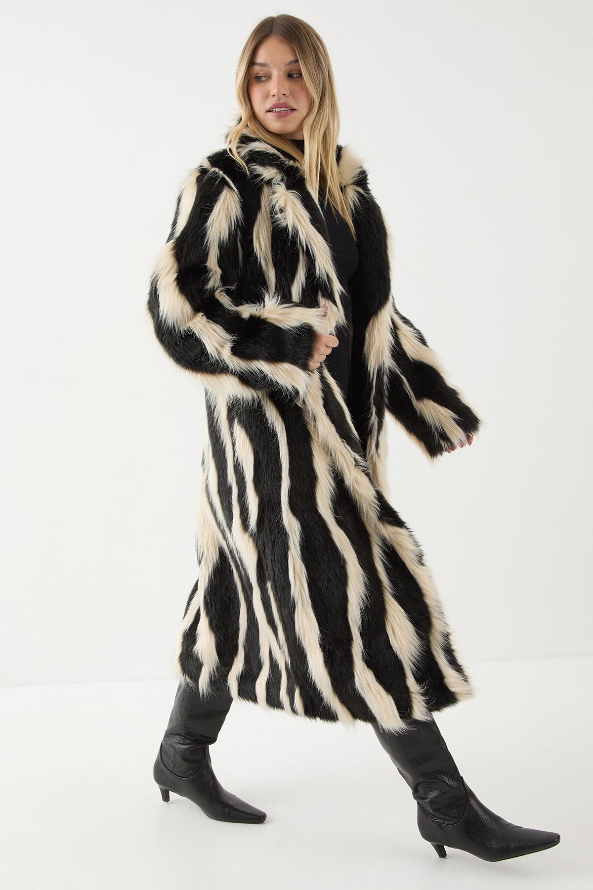 MissPap Premium Mono Faux Fur Coat Black image 2