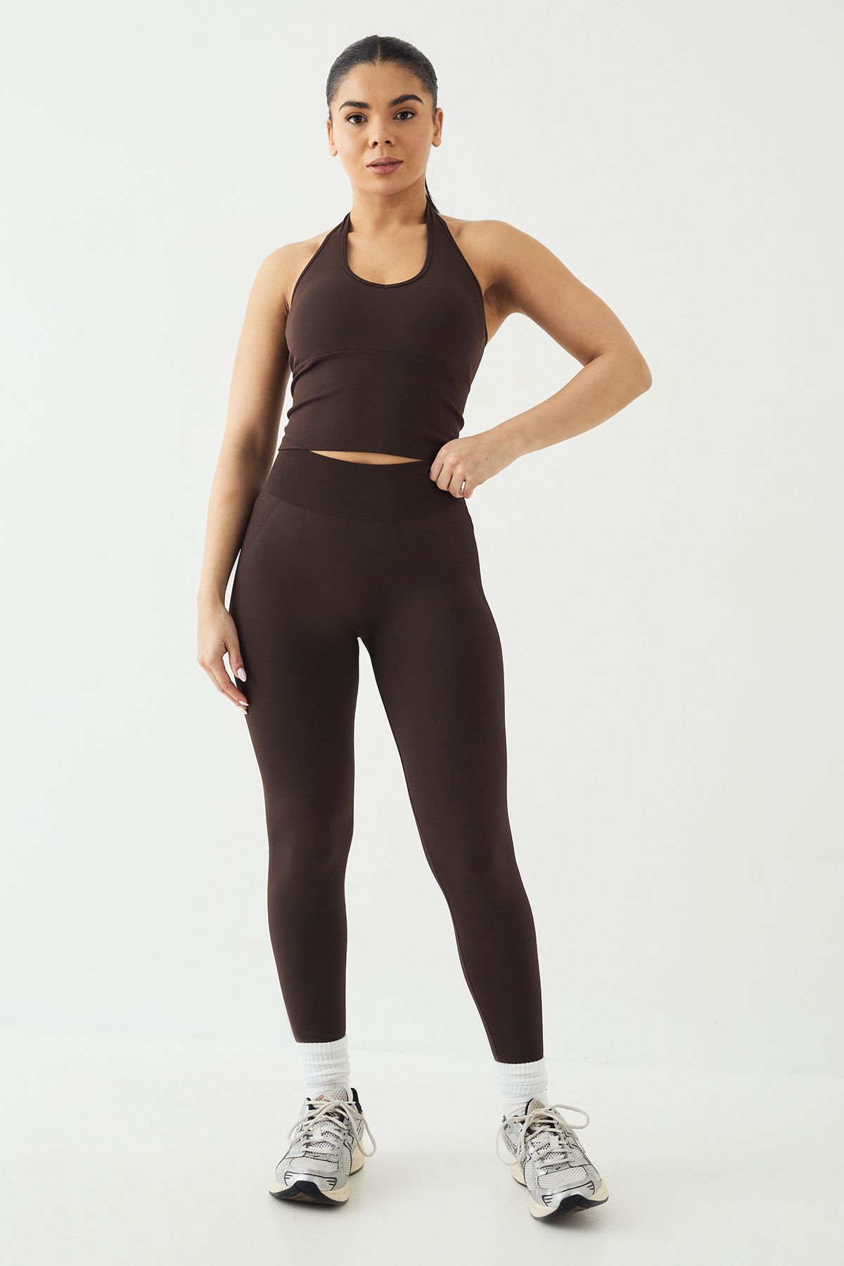 DSGN Studio DSGN Studio Sport Ultra Contour Seamless Padded Halter Top Coffee Bean image 3