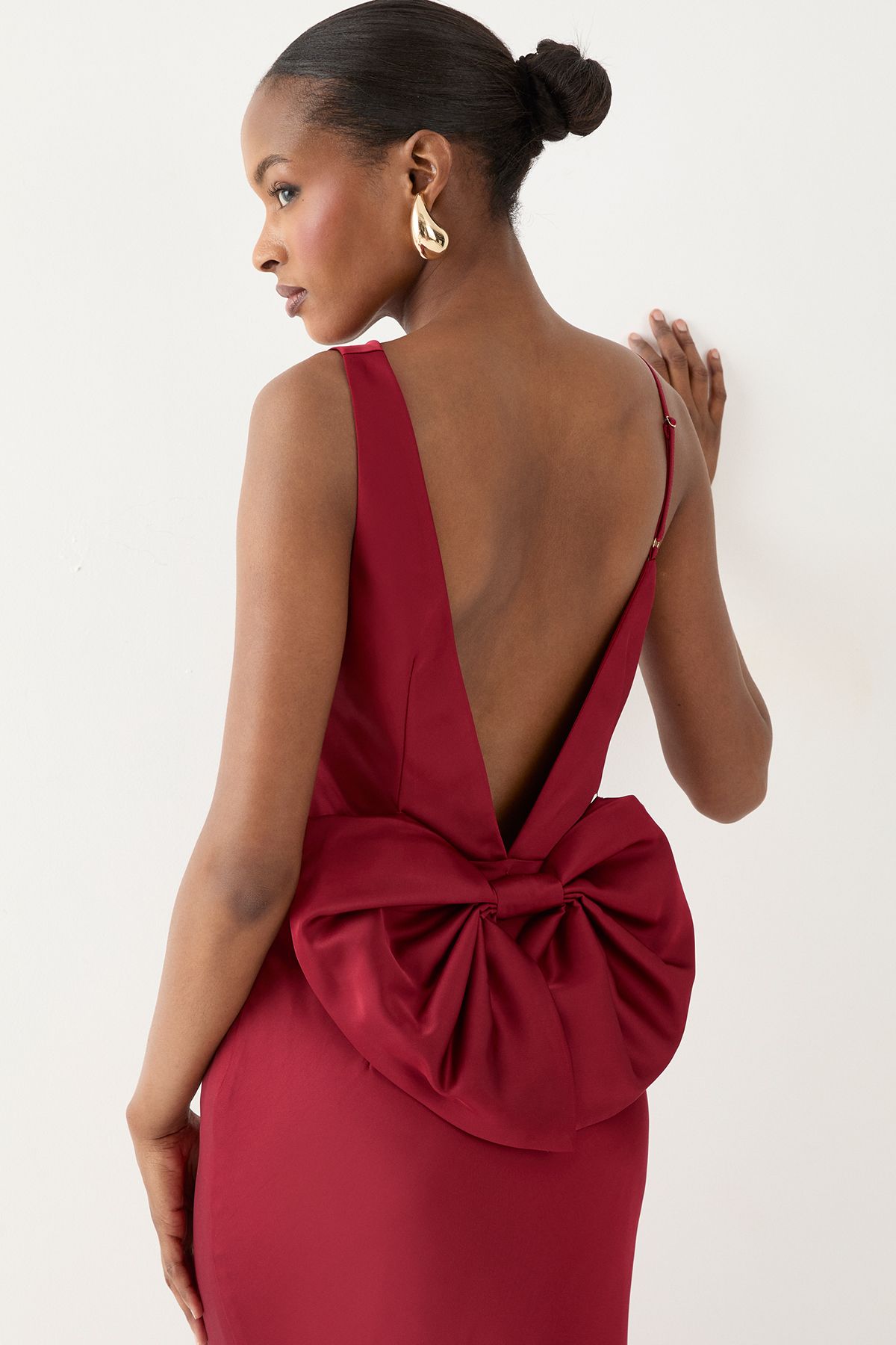 MissPap Asymmetric Bow Detail Bridesmaid Dress Red image 3