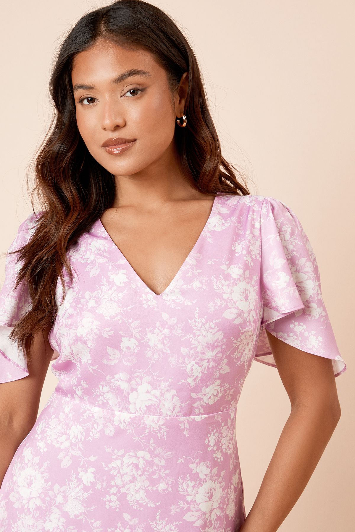 Dorothy Perkins DP Luxe Petite Angel Sleeve V Neck Maxi Dress Lilac image 5