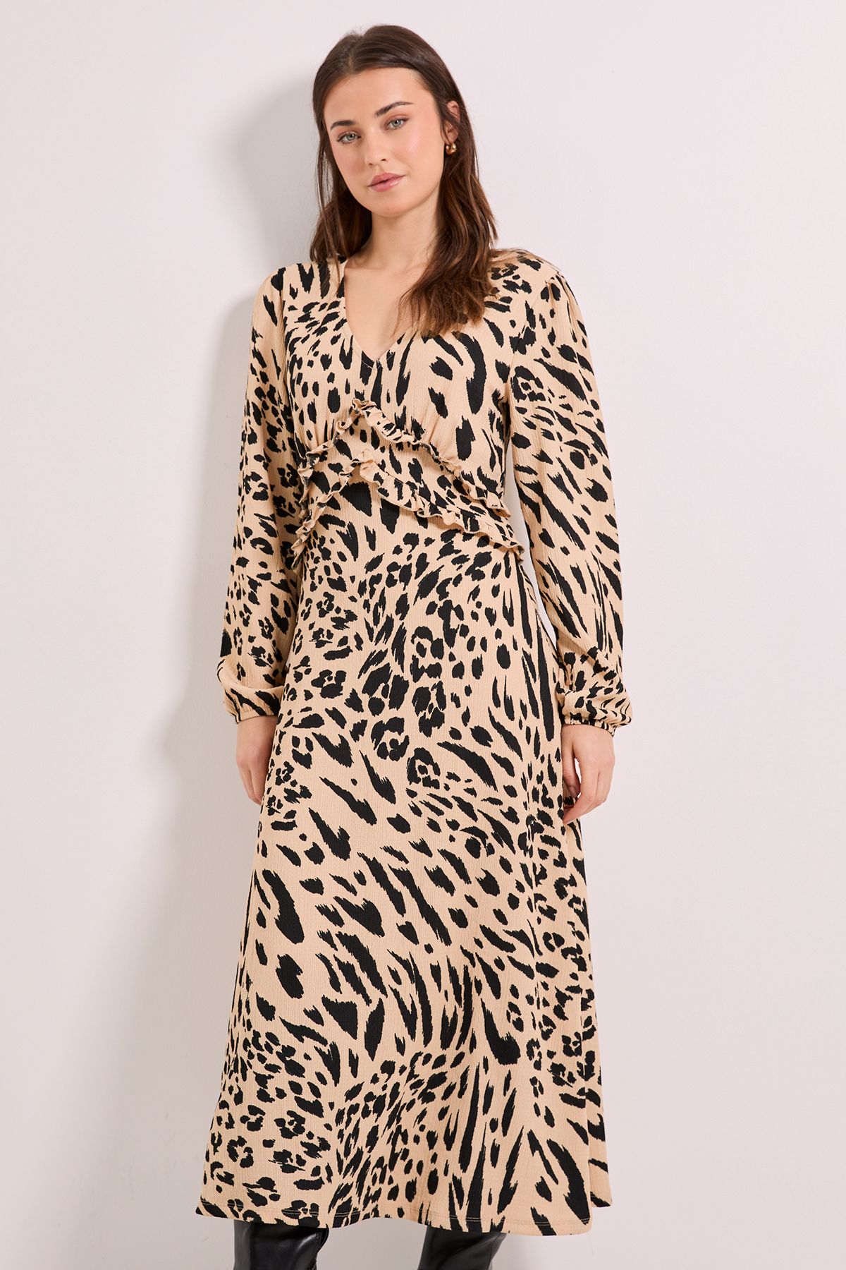 Dorothy Perkins Animal V Neck Empire Seam Blouson Sleeve Jersey Midi Dress Animal image 4