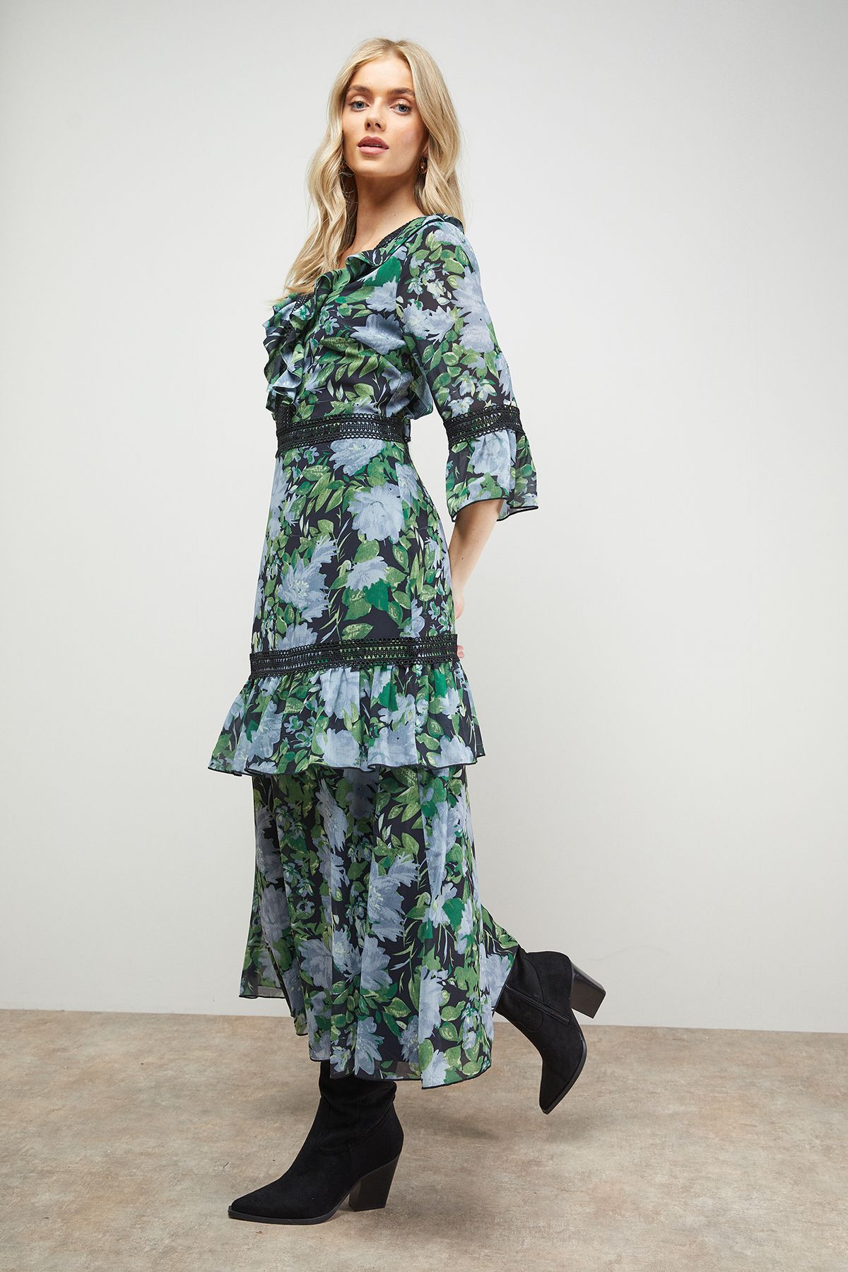 Oasis Printed Lace Detail V Neck Ruffle Midi Dress Floral image 4