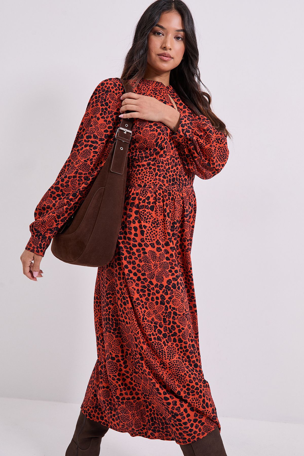 Dorothy Perkins Petite Keyhole Detail Waisted Blouson Sleeve Printed Midi Dress Orange image 2