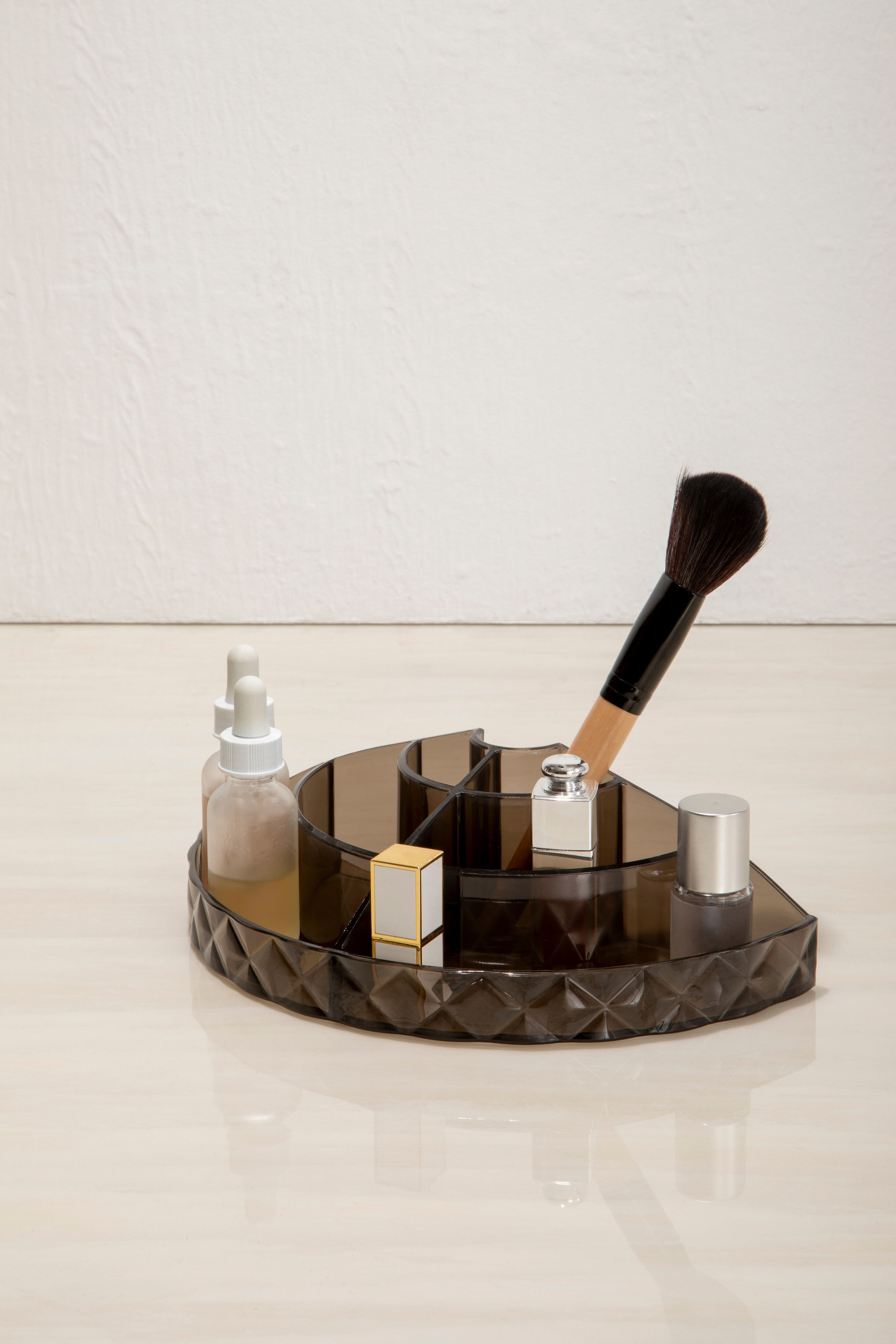 Orsina Beauty Semi Round Diamond Cosmetic Organiser image 4