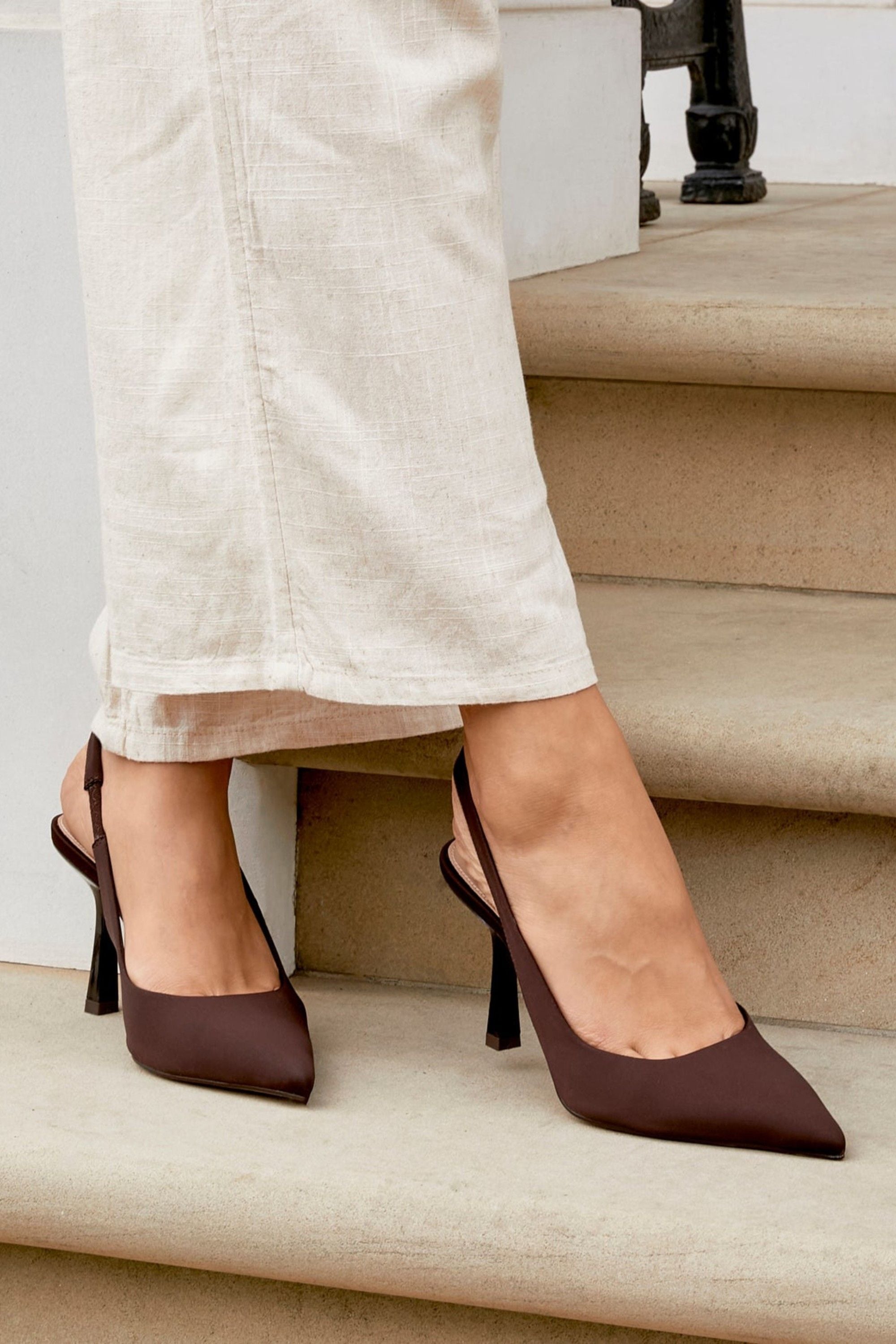 Linzi Dash Brown Scuba Court Heel image 6