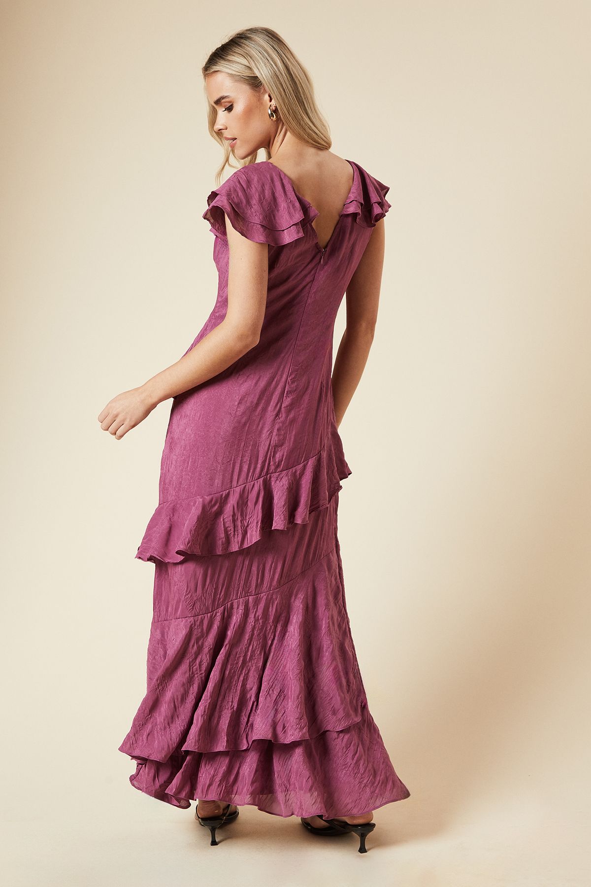 Dorothy Perkins Petite DP Luxe Textured Sleeveless Ruffle Midi Dress Rose image 3