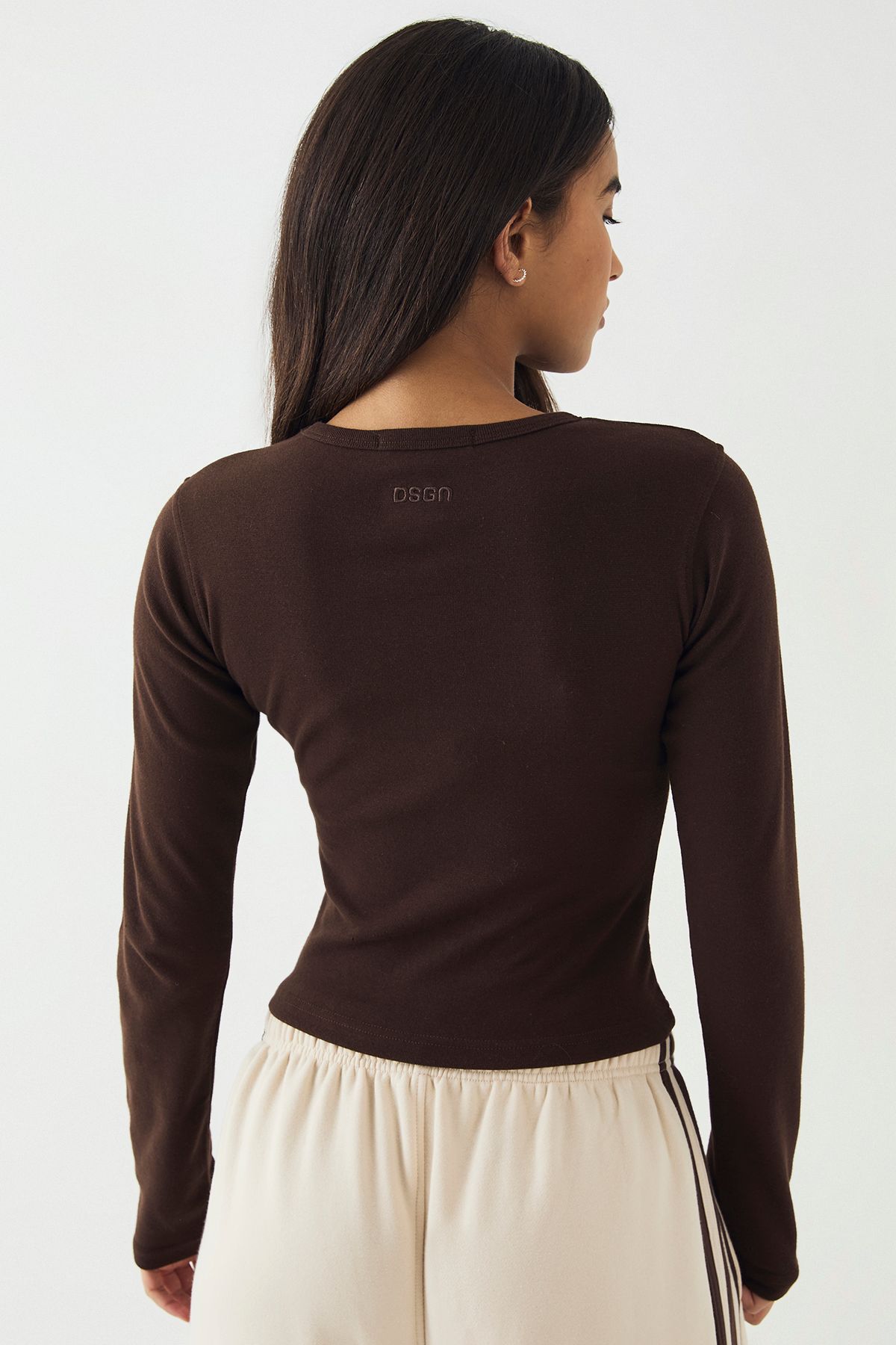 DSGN Studio DSGN Studio Embroidered Long Sleeve Top Dark Chocolate image 2