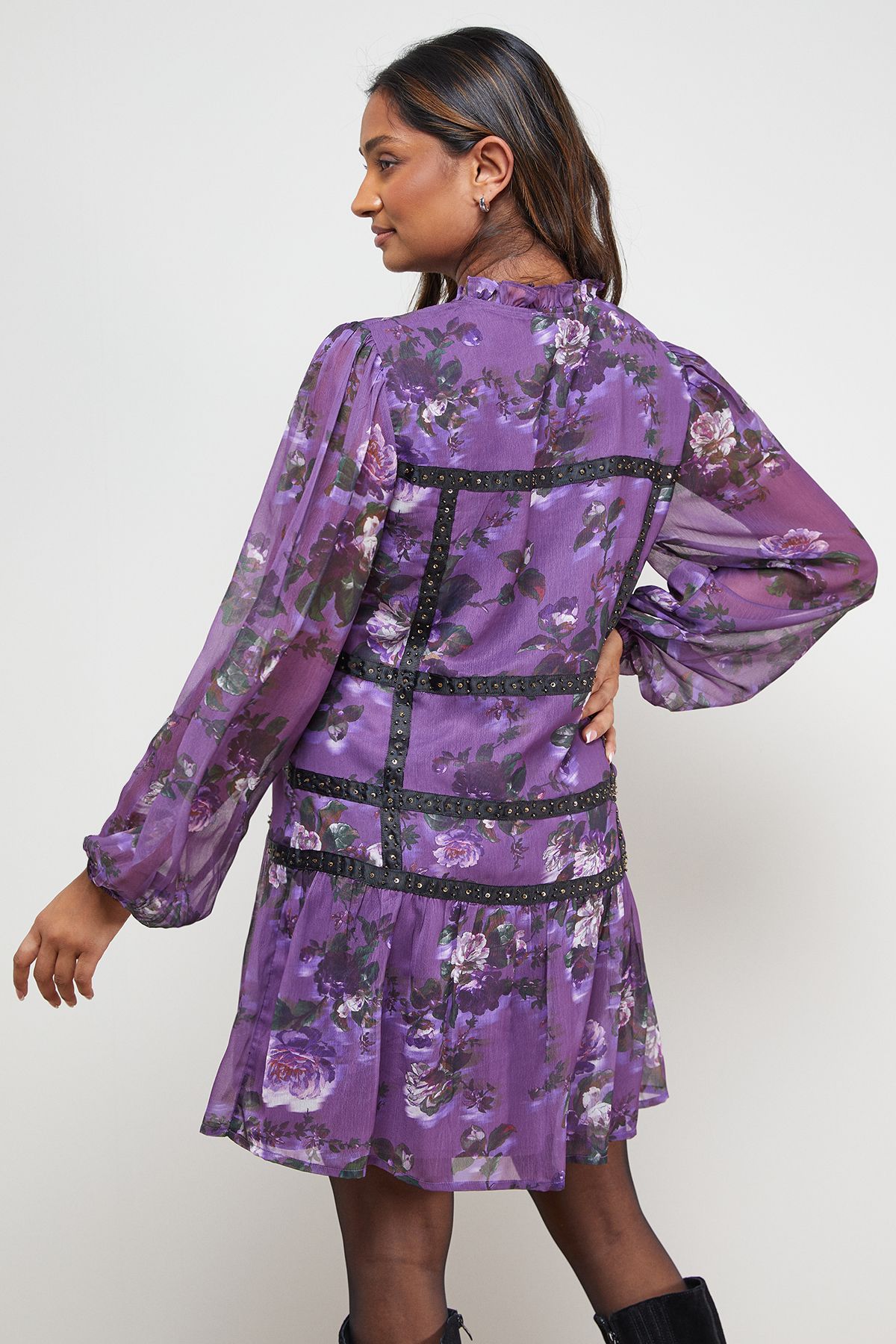 Oasis Printed Embellished Trim Detail Chiffon Mini Dress Floral image 3