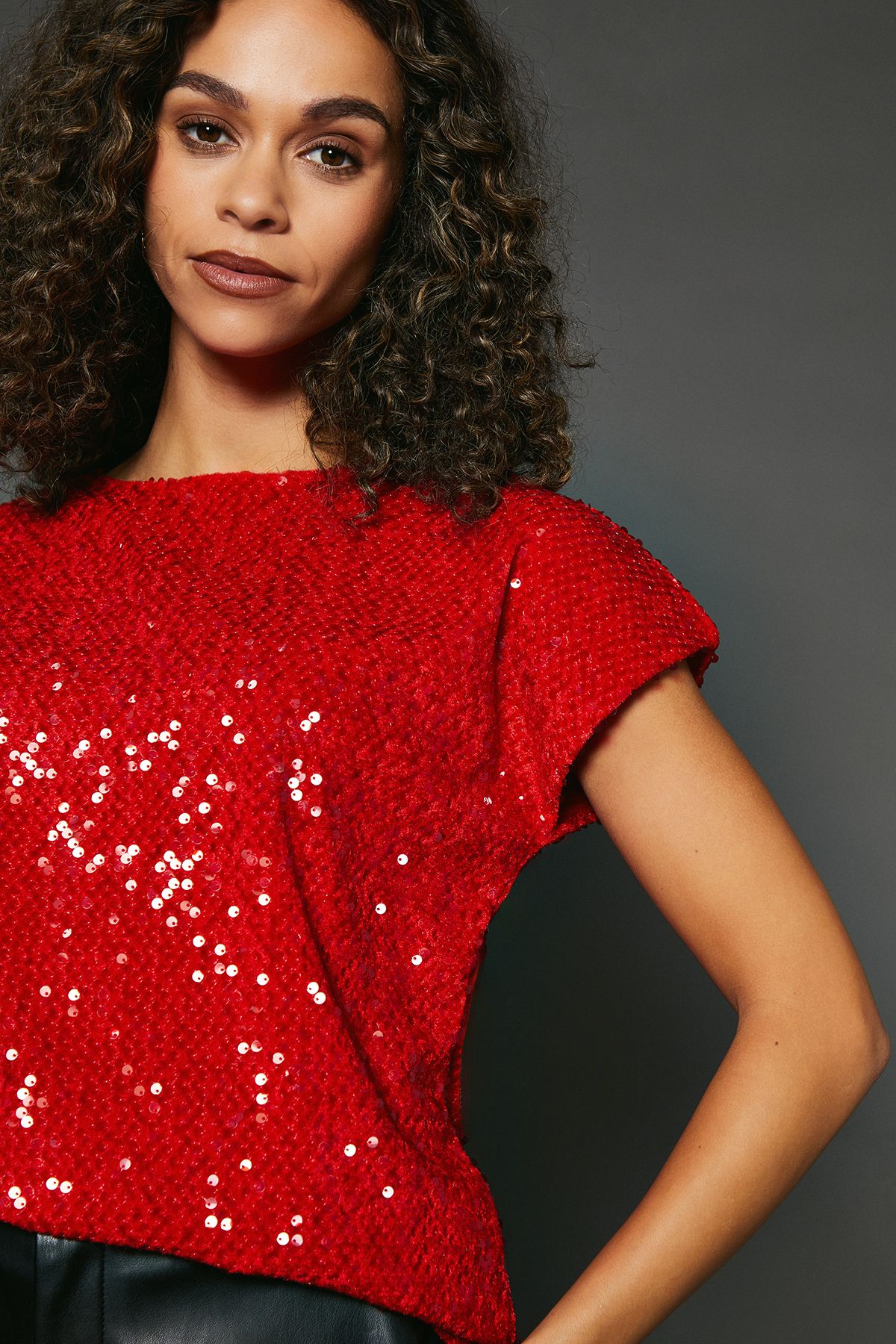 Principles Red Sequin Velvet T-shirt Red image 4