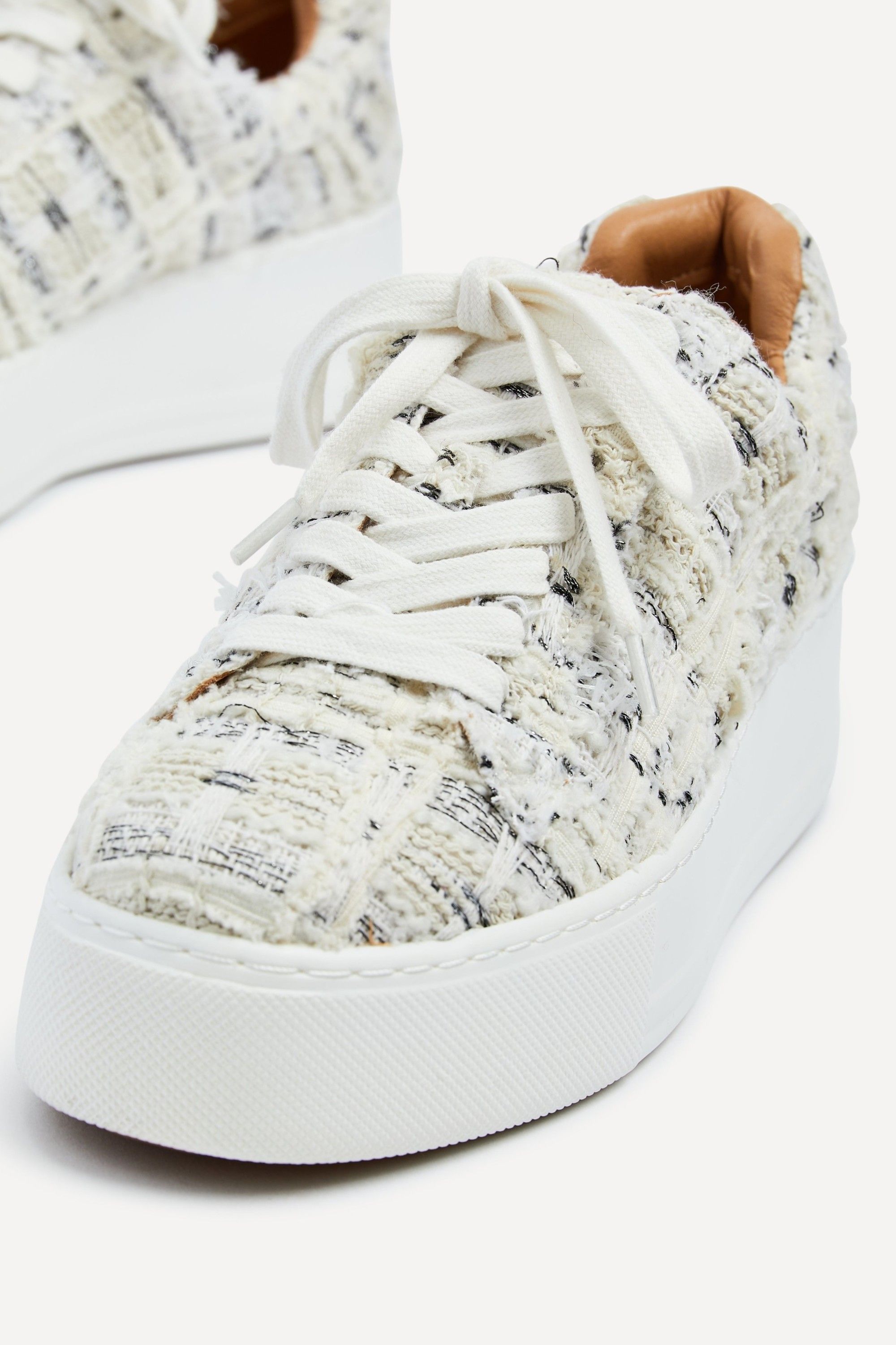 Linzi Quest White Tweed Platform Trainer image 3