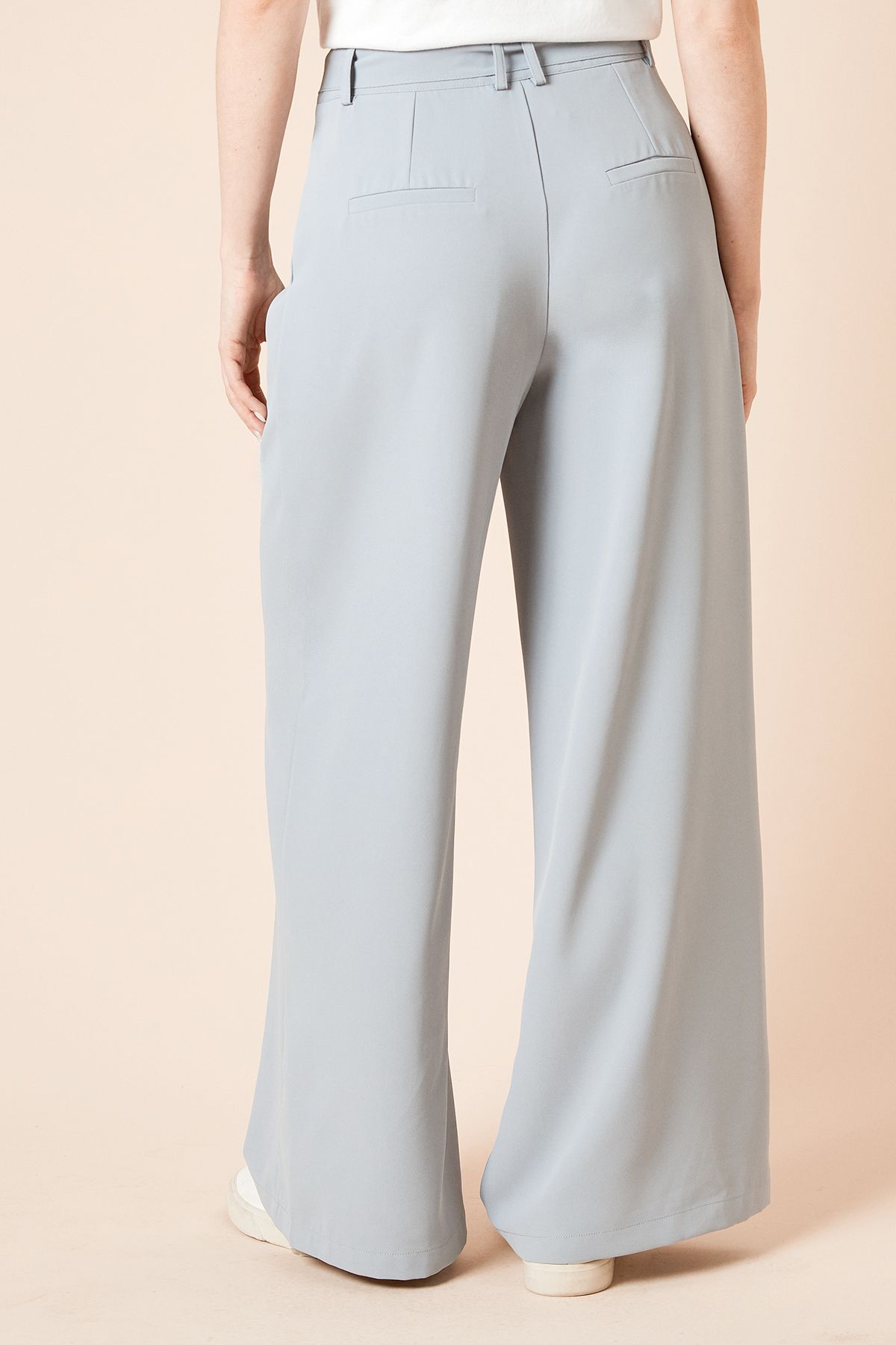 Dorothy Perkins Pleated Belted Wide Leg Trouser Washed Blue image 4