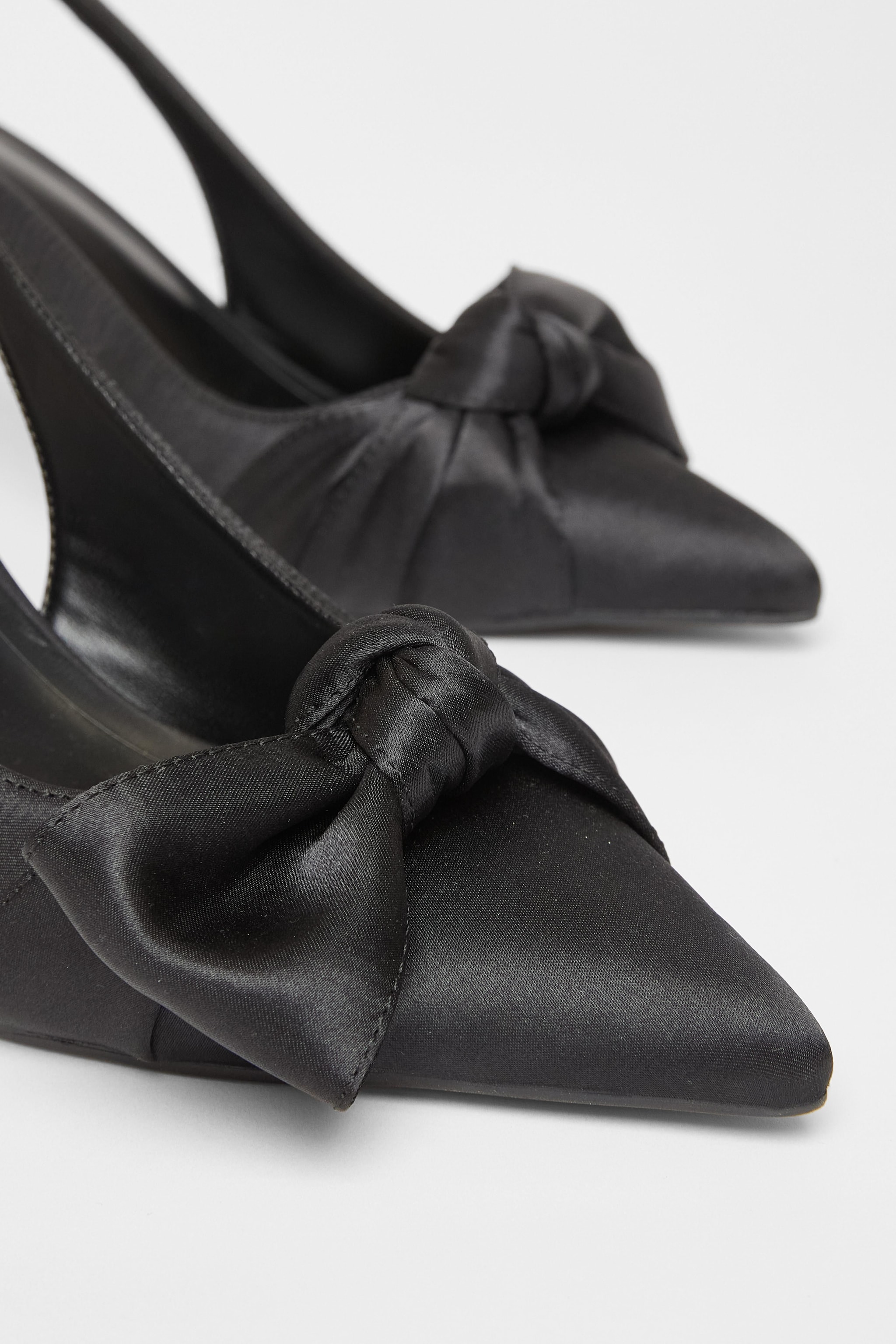 Quiz Black Sling Back Bow Heels image 4
