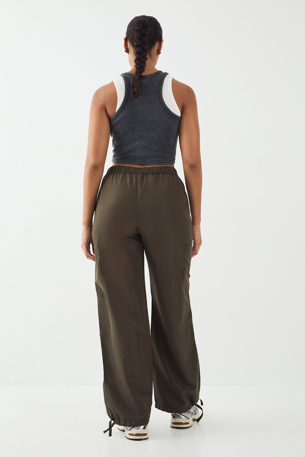 DSGN Studio DSGN Studio Oversized Wide Leg Cargo Trouser Khaki image 2