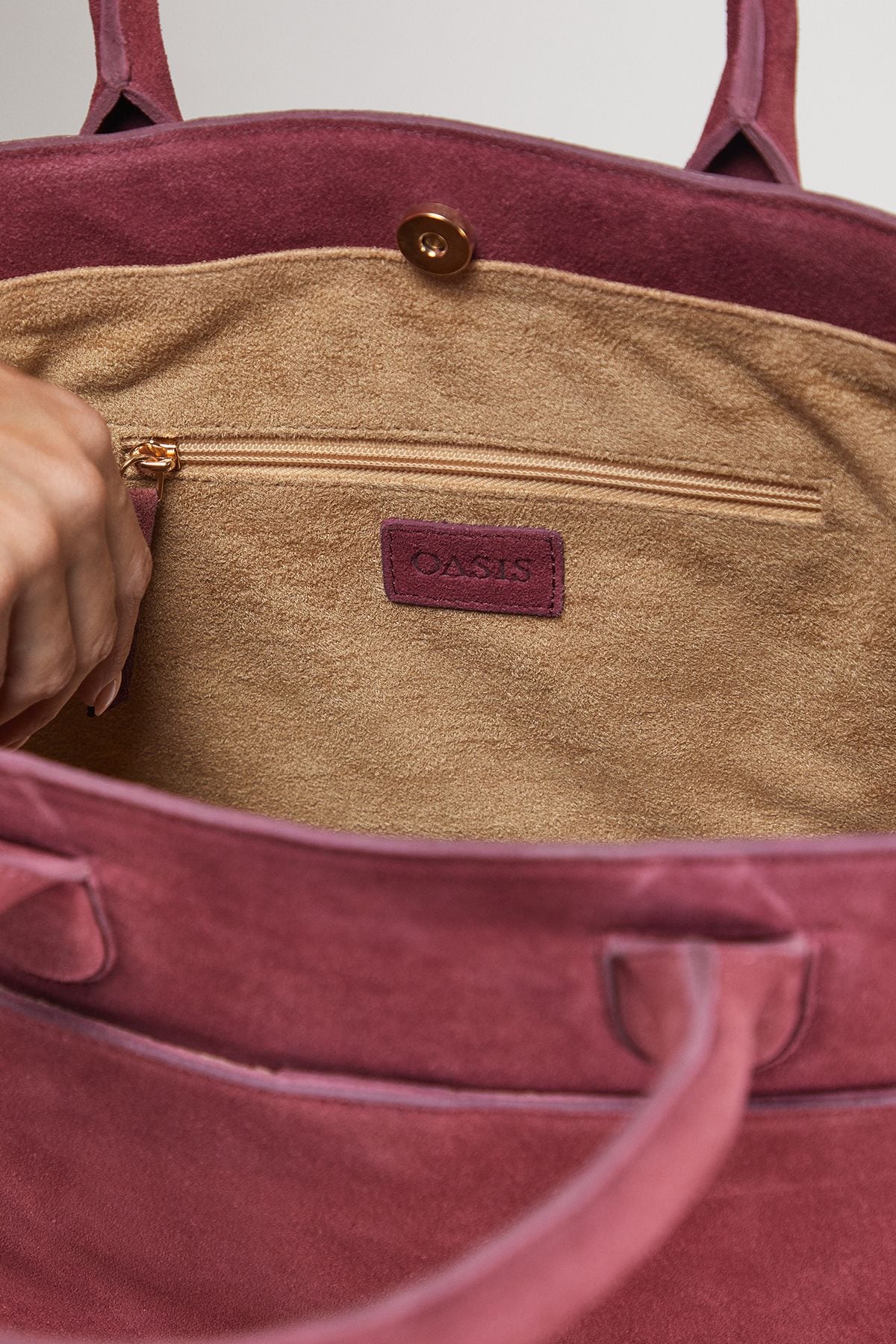 Oasis Claudia Suede Tote Bag With Pocket Dark Red image 3