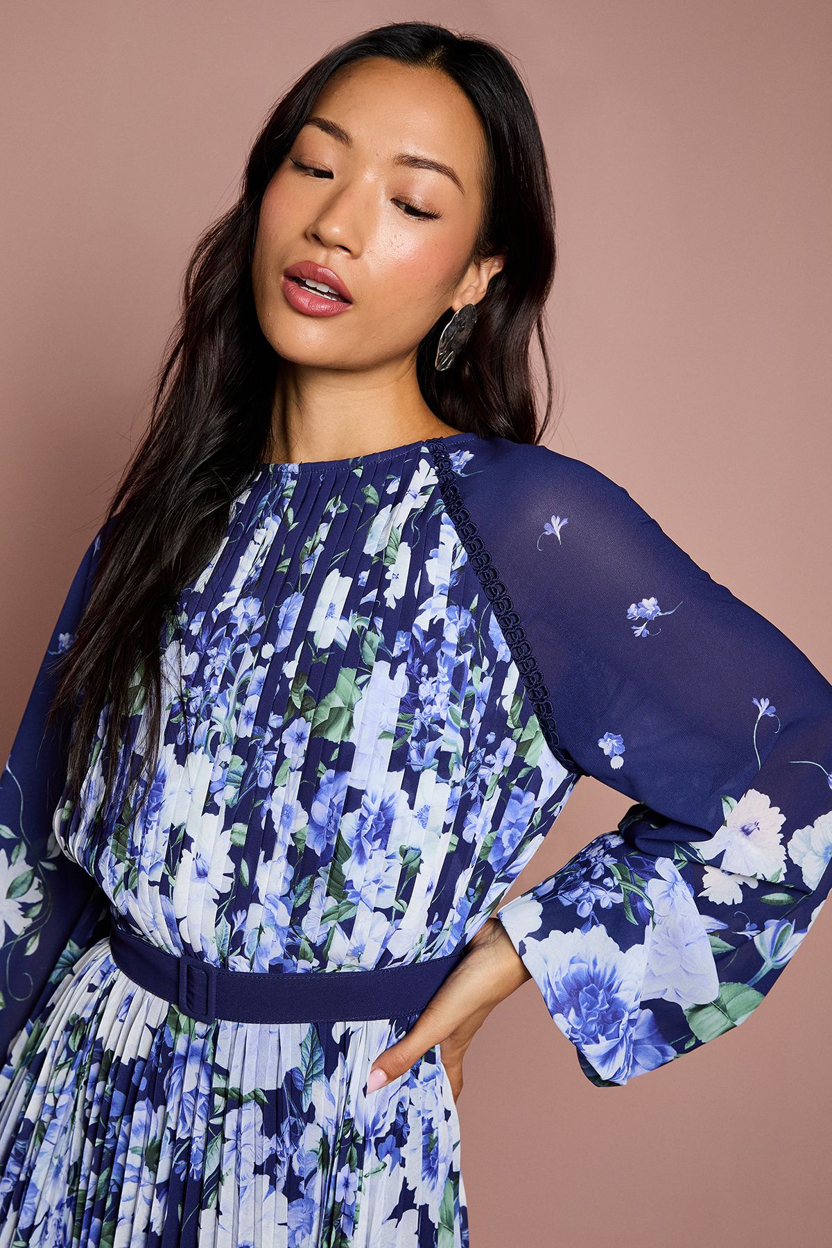 Coast Long Sleeve Floral Pleated Georgette Midi Dress Navy image 4