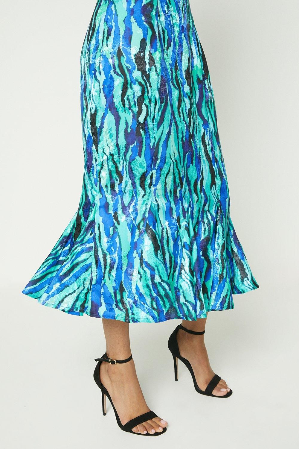 Coast Petite Satin Jacquard Printed Midi Dress Green image 4
