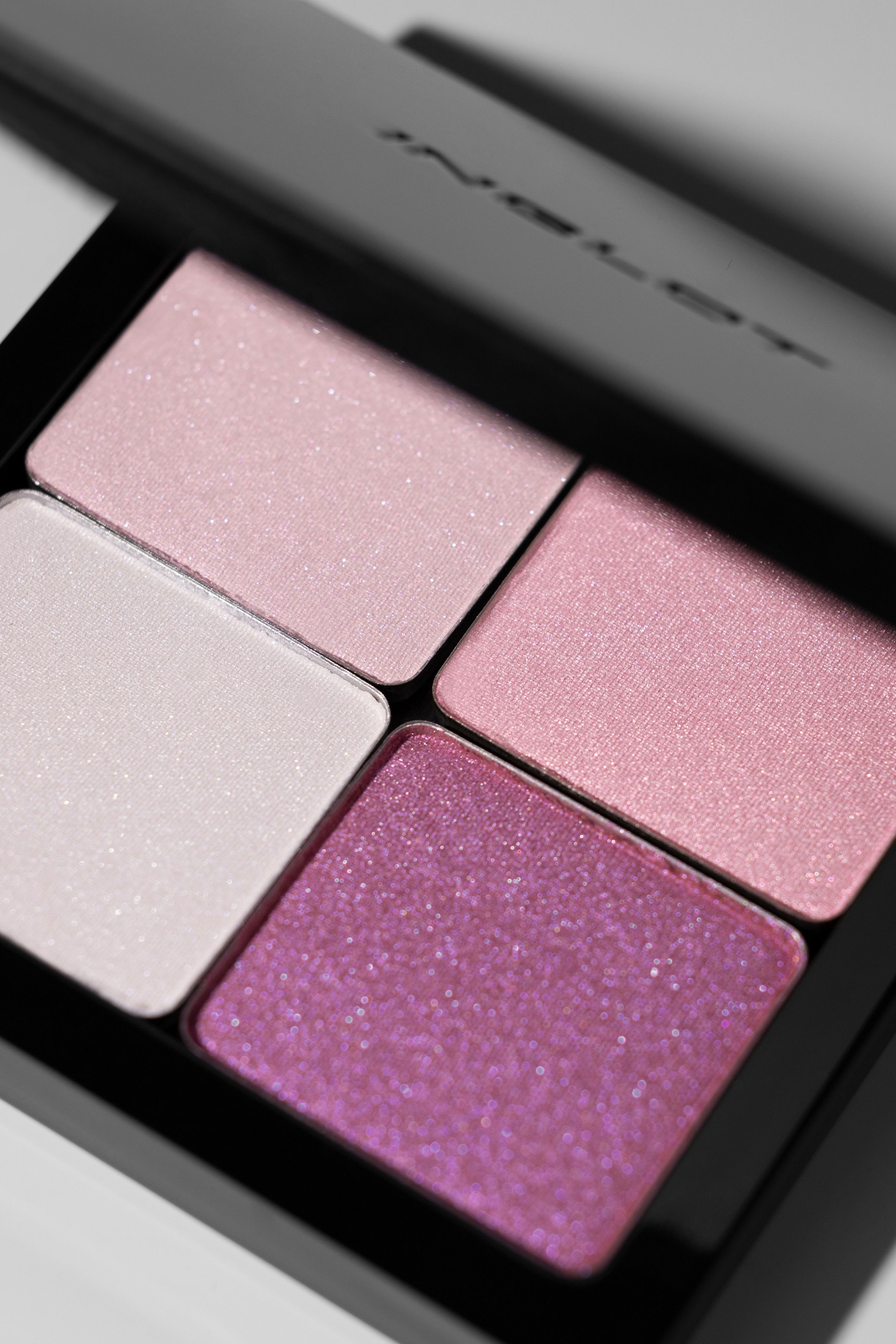 INGLOT Freedom System Eye Shadow Shine image 4