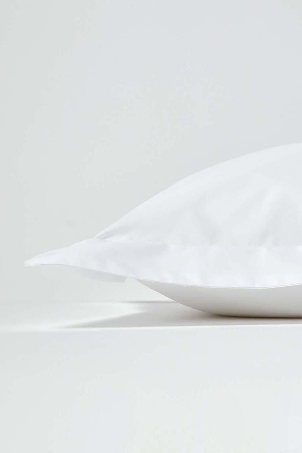 Homescapes Egyptian Cotton Oxford Pillowcase 200 TC, King Size image 2