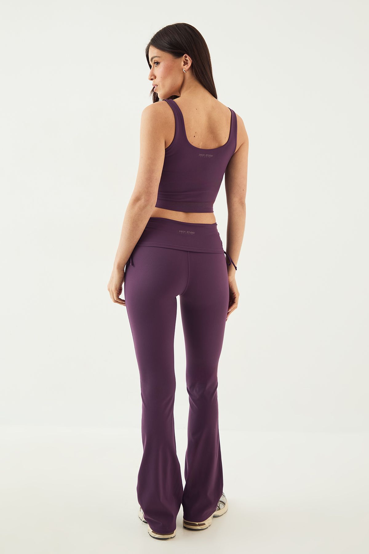 DSGN Studio DSGN Studio Ultra Sculpt Ruched Side Flared Legging Aubergine image 2