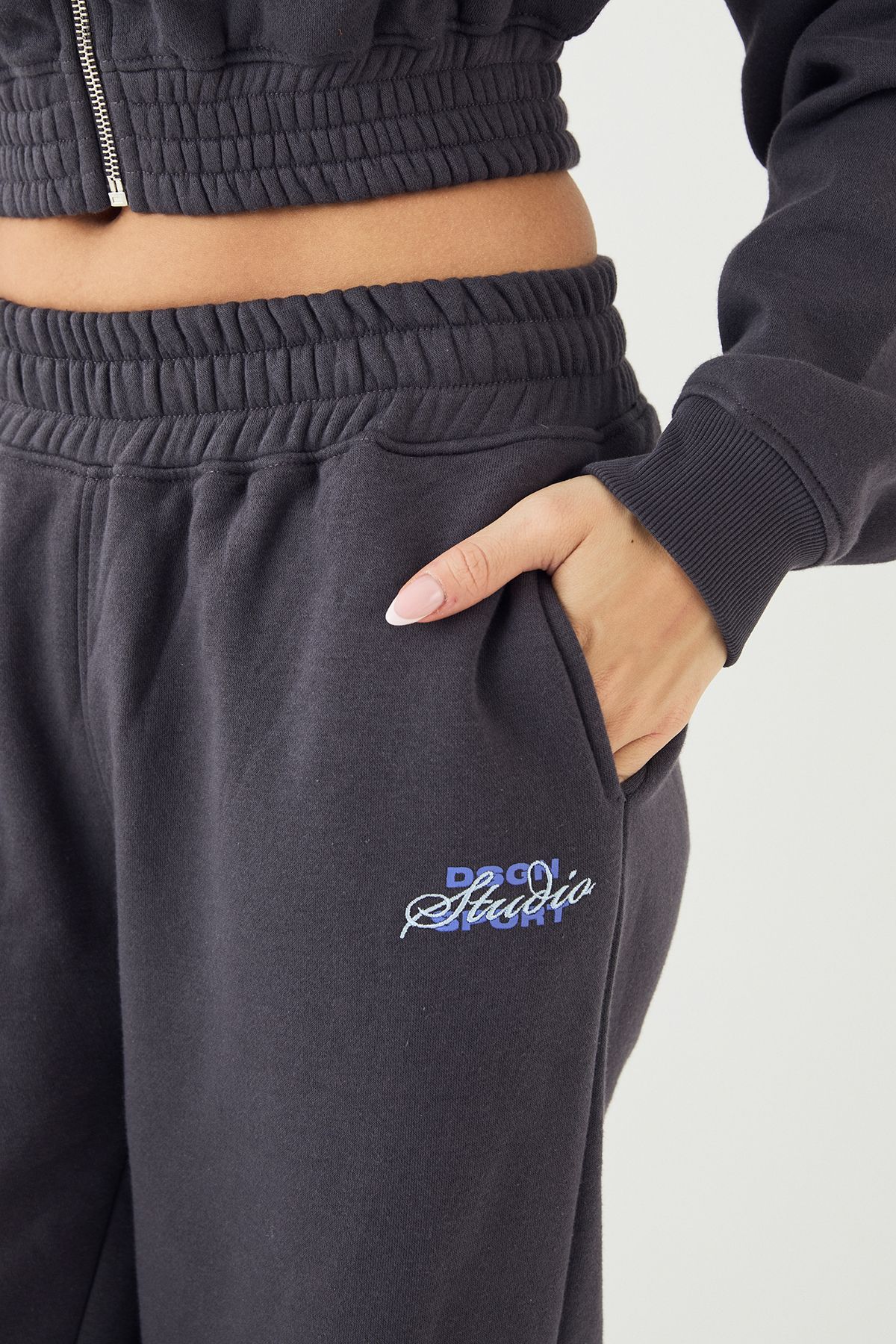 DSGN Studio DSGN Studio Sport Straight Leg Jogger Slate Grey image 4