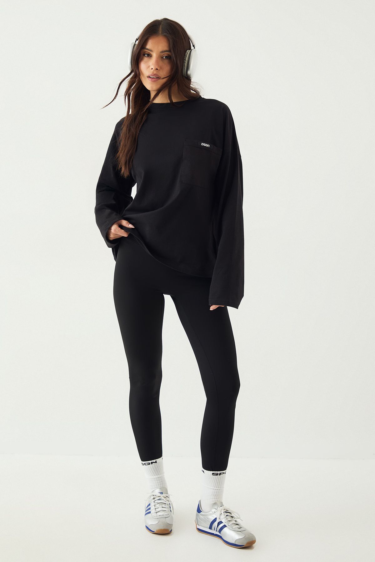 DSGN Studio DSGN Studio Woven Label Long Sleeve Oversized T-Shirt Black image 3