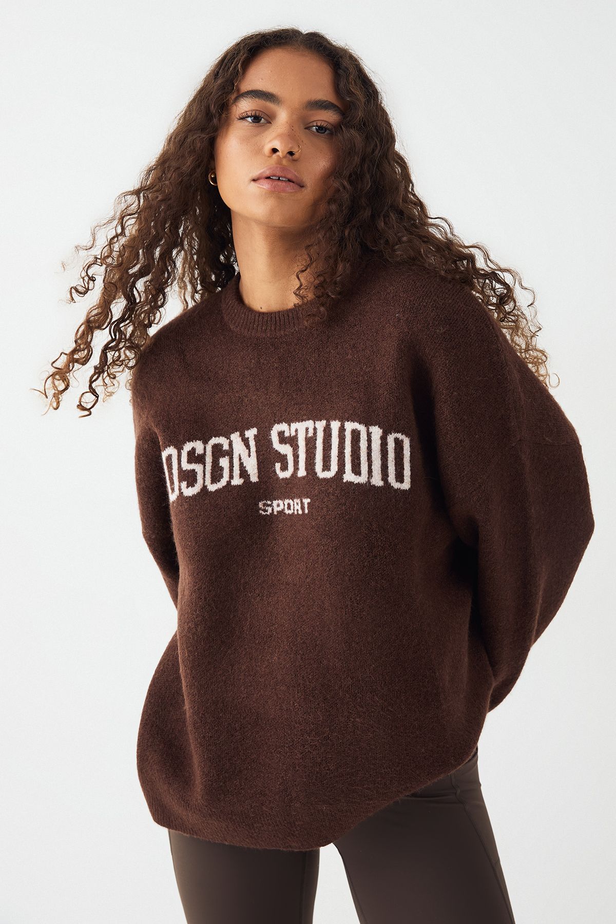 DSGN Studio DSGN Studio Knitted Oversized Crew Neck Jumper Chocolate image 1