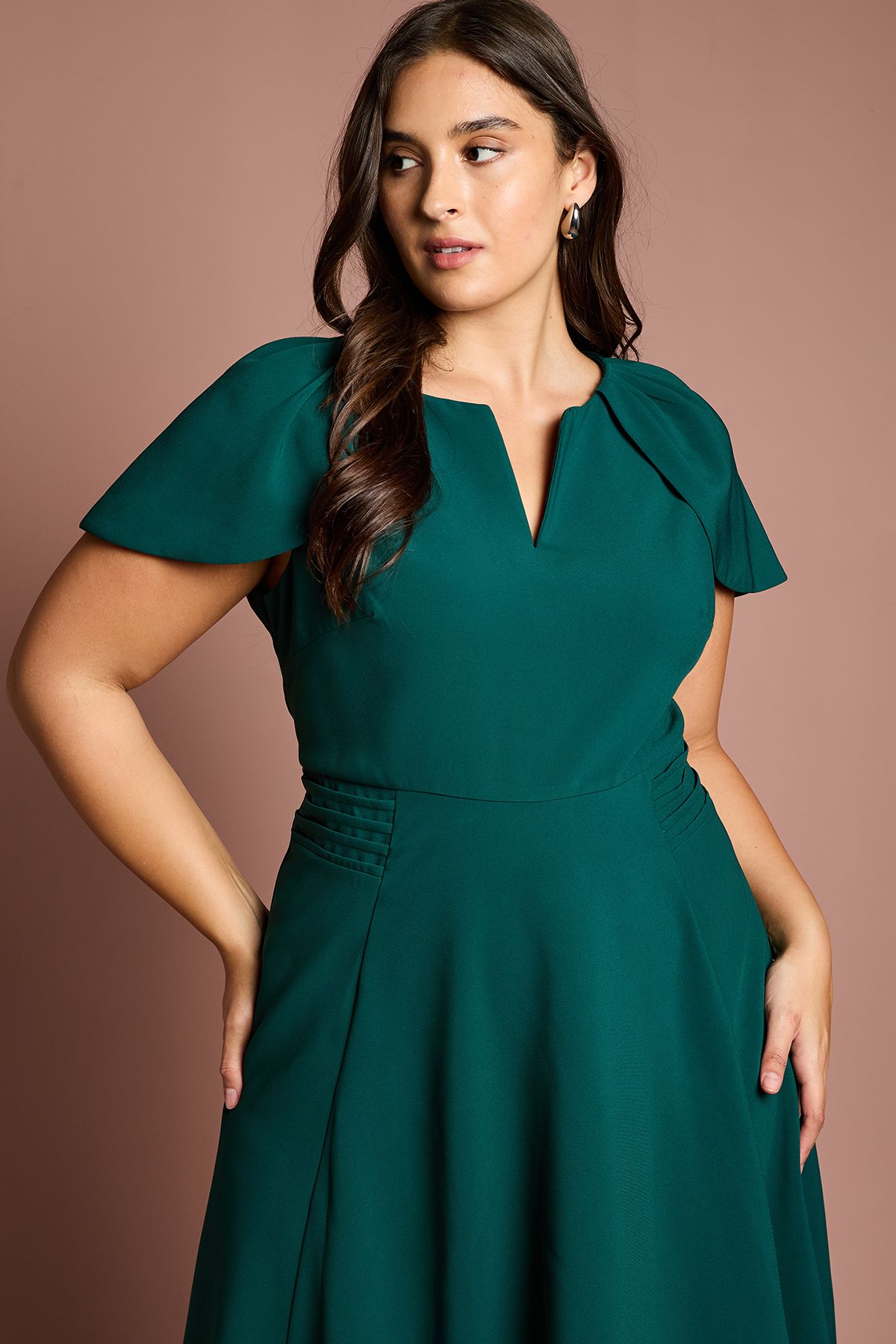 Coast Plus V Neck Short Sleeve Ponte Midi Dress Emerald image 2