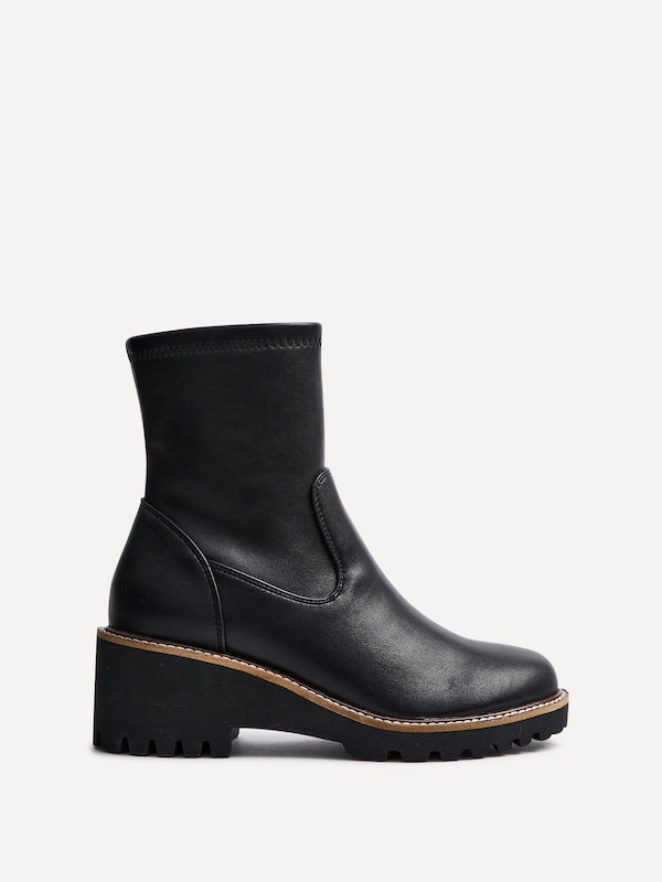 Linzi Trish Black Faux Leather Wedged Heel Ankle Boot