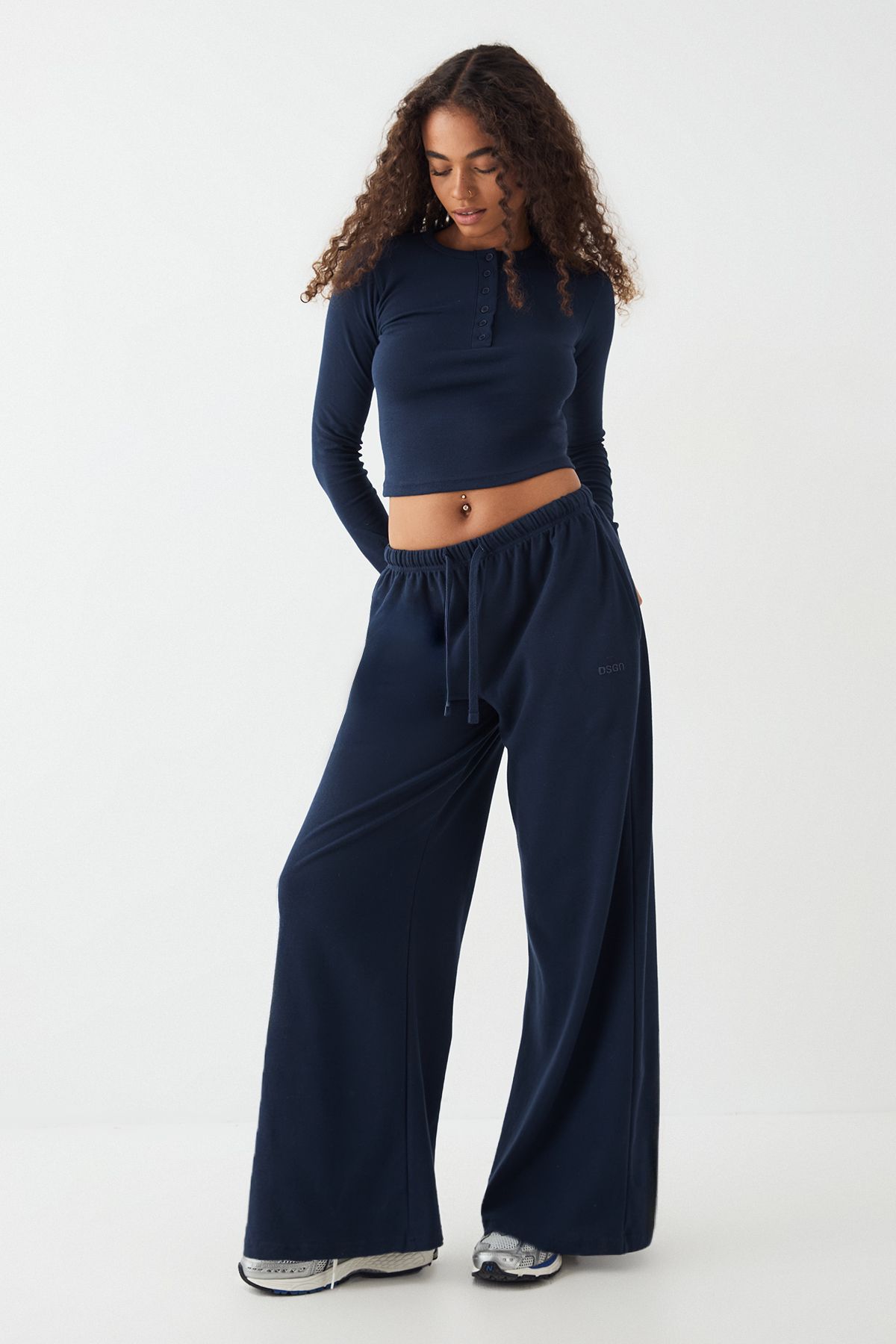 DSGN Studio DSGN Studio Embroidered Rib Wide Leg Trouser Navy image 3