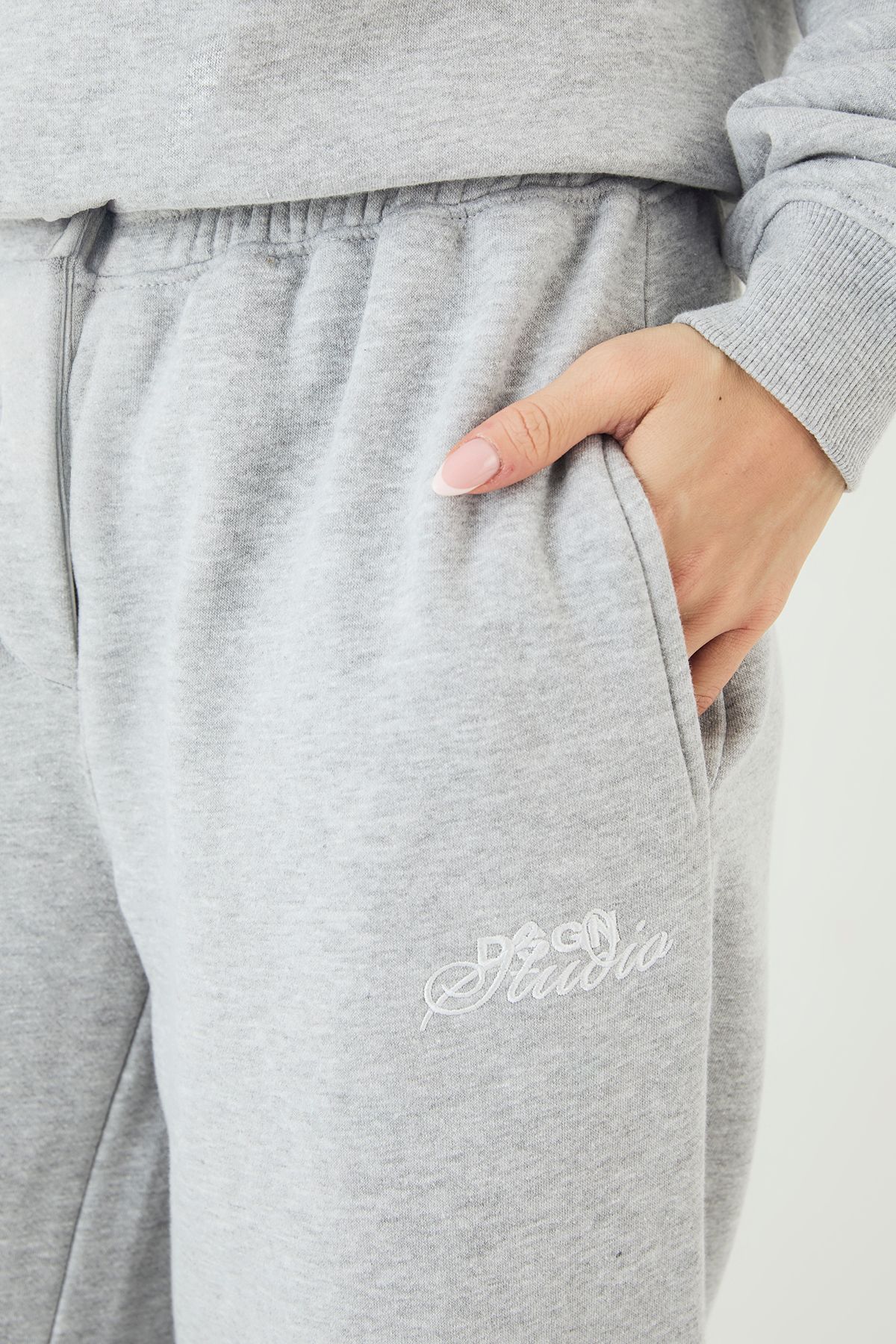 DSGN Studio DSGN Studio Contrast Button Up Jogger Grey Marl image 4