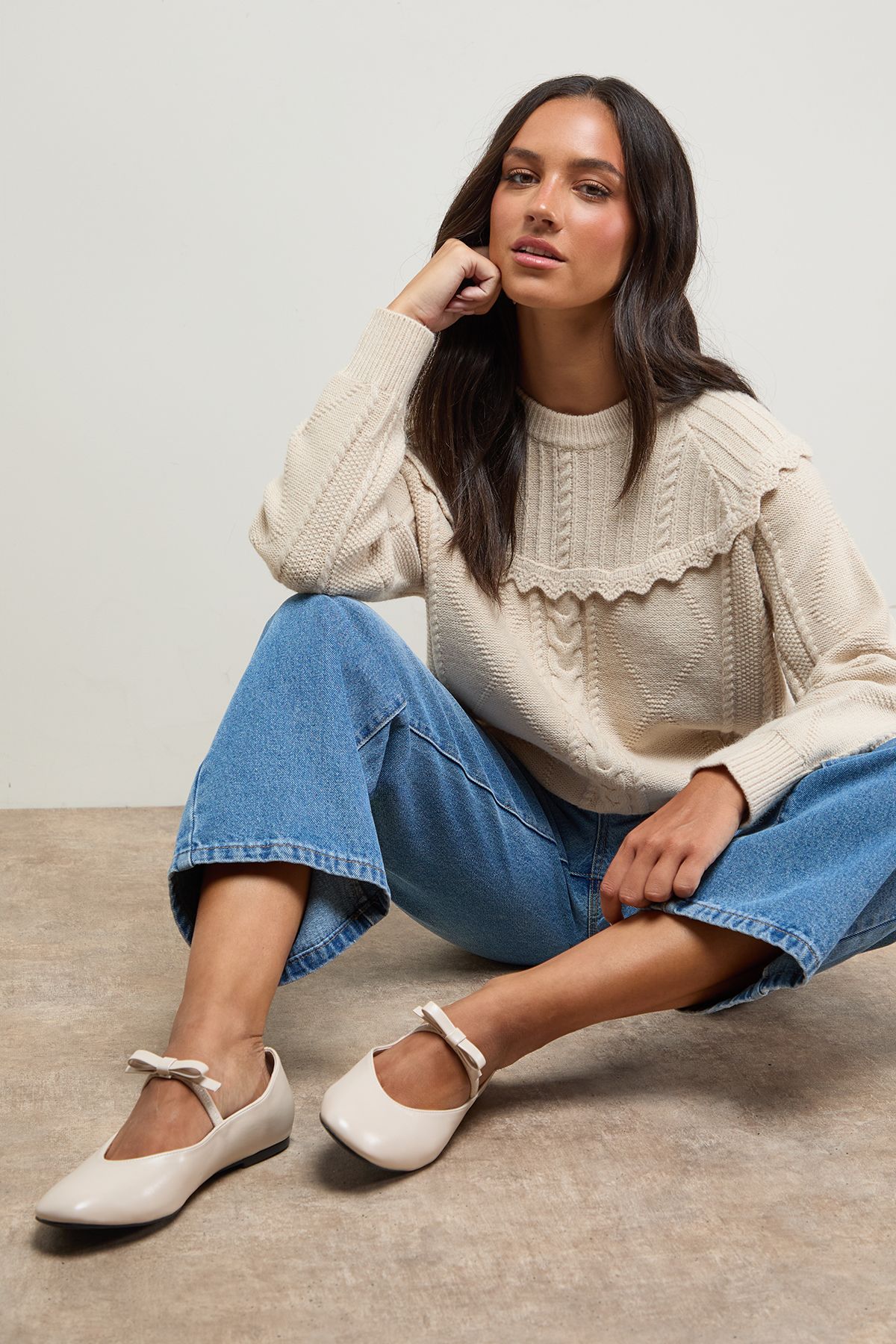 Oasis Pippin Bow Detail Mary Jane Ballet Pumps Beige image 2