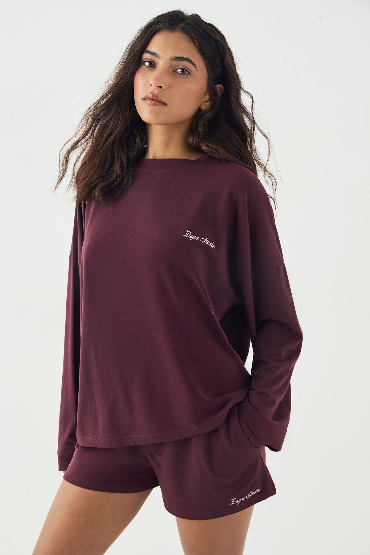DSGN Studio DSGN Studio Lounge Long Sleeve Oversized Supersoft T-Shirt Burgundy image 1
