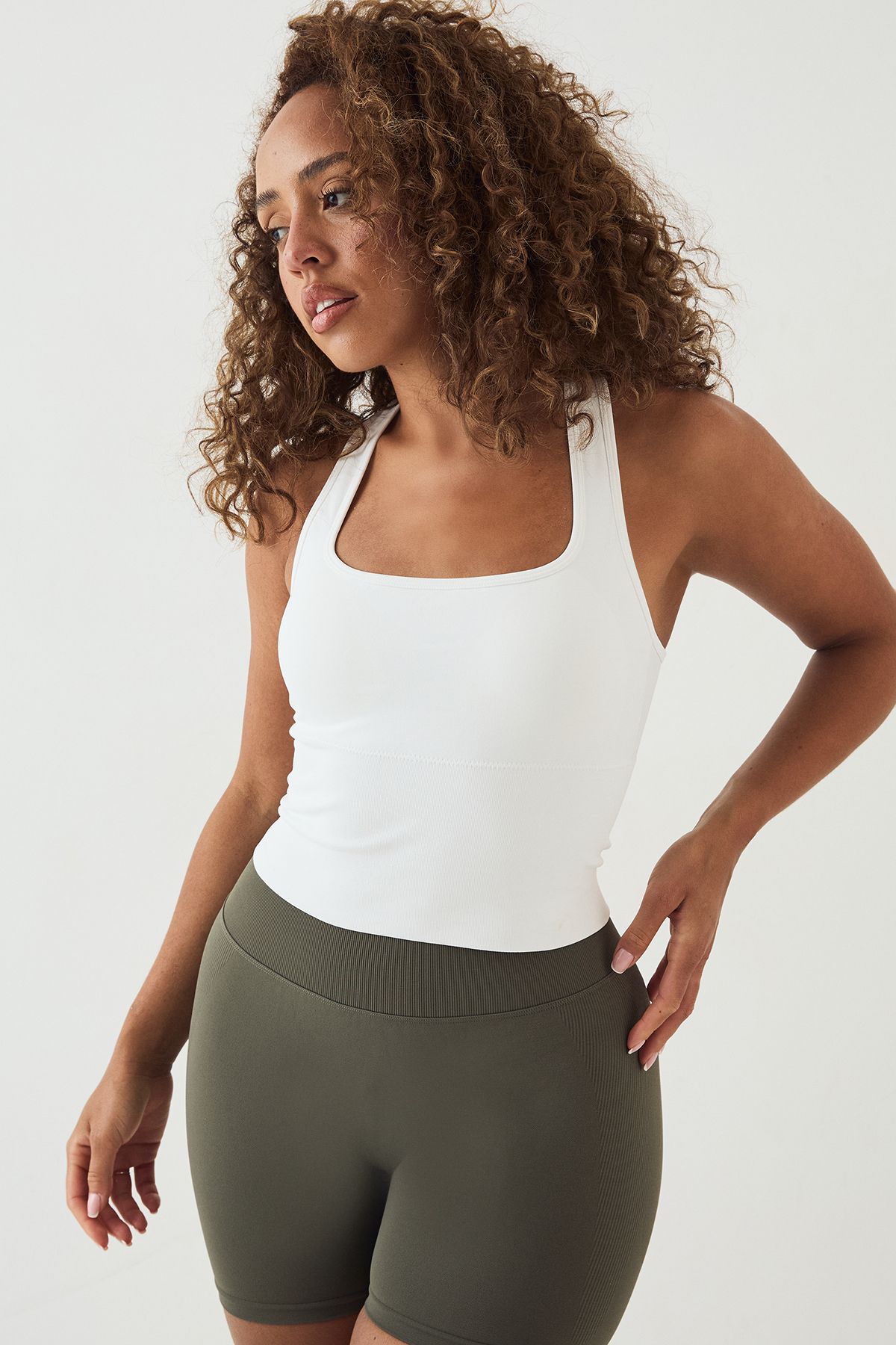 DSGN Studio DSGN Studio Sport Ultra Contour Seamless Longline Racer Sports Bra White image 1