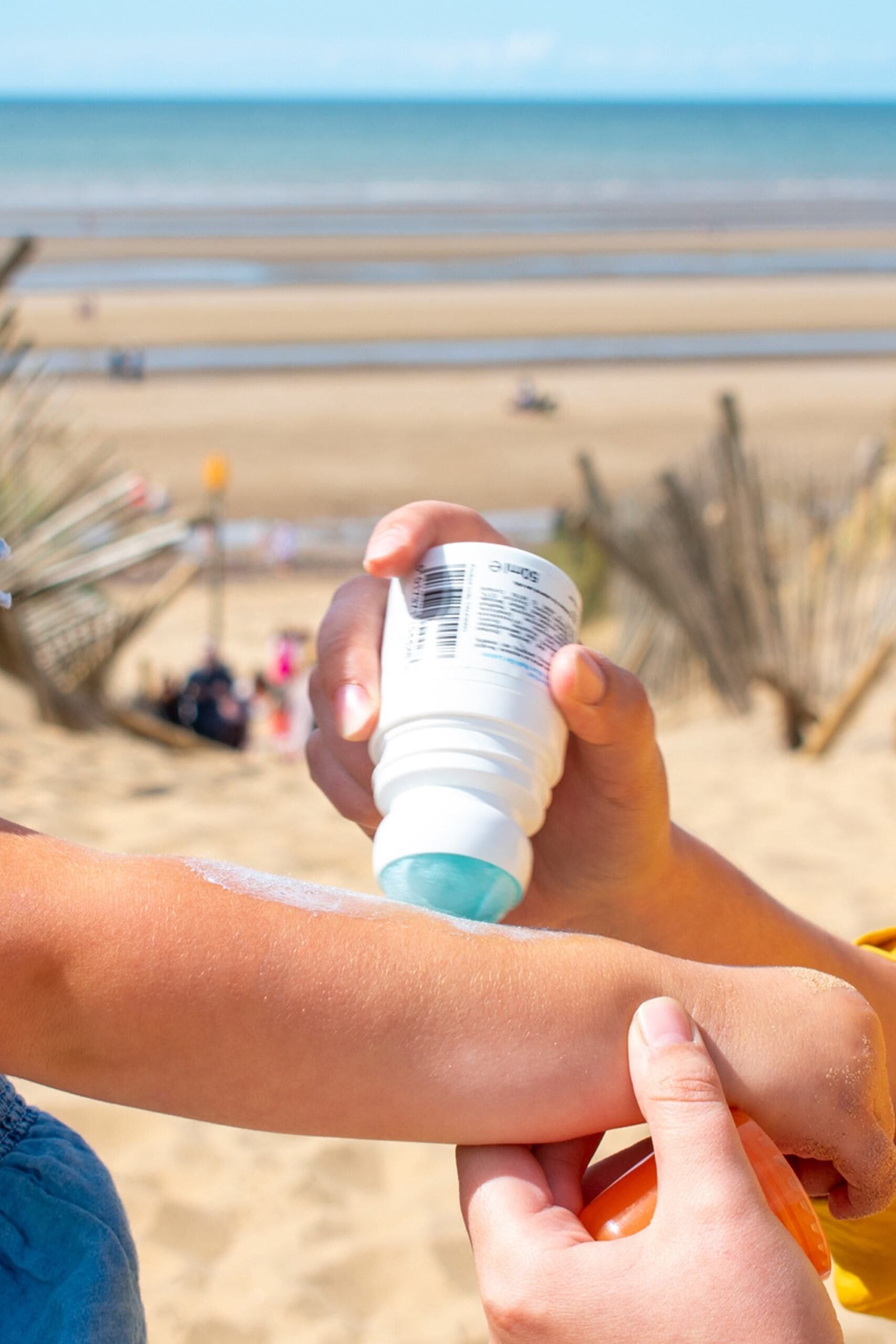 Calypso Kids Disappearing Coloured Roll-On SPF30 image 5