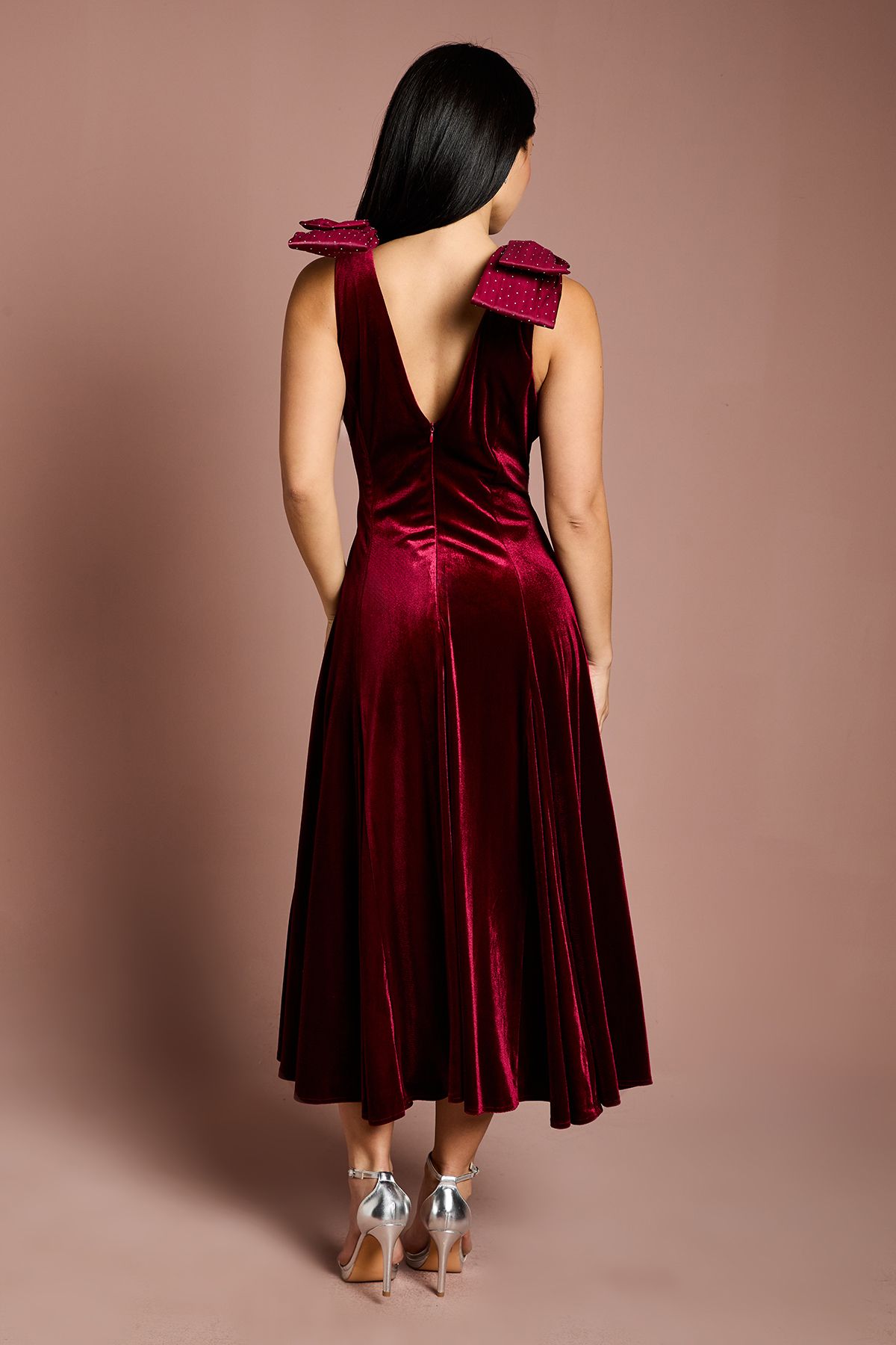 Coast Petite Hotfix Bow Shoulder Velvet Midi Dress Wine image 3