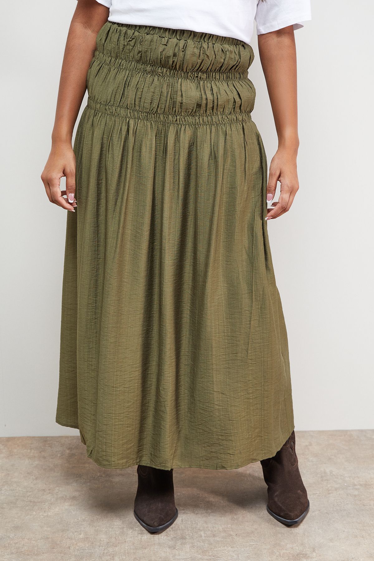 Oasis Shirred Waist Midi Skirt Khaki image 2