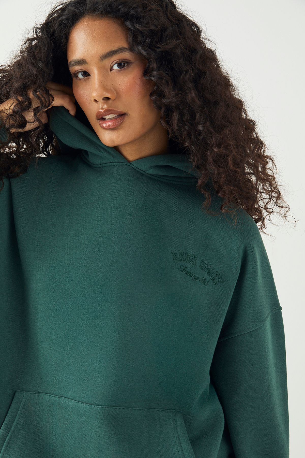 DSGN Studio DSGN Studio Sport Training Club Oversized Hoodie Green image 4