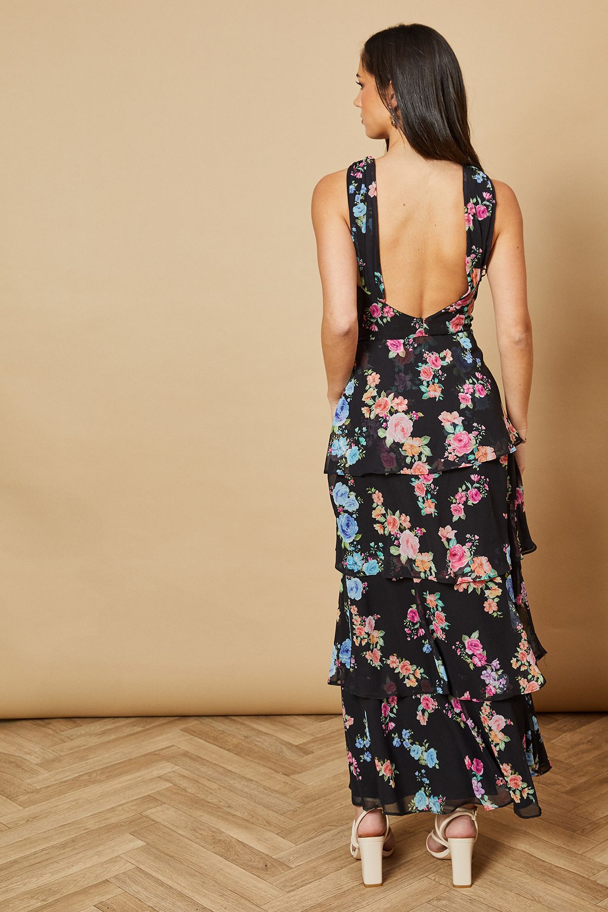 Oasis Floral Printed Halter Neck Chiffon Tiered Maxi Dress Black image 3