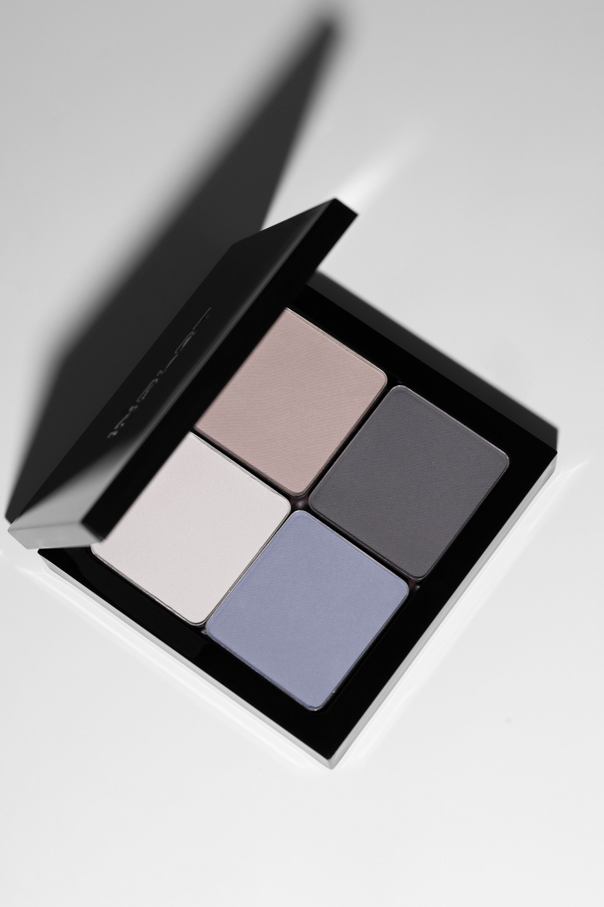 INGLOT Freedom System Eye Shadow Matte NF image 4