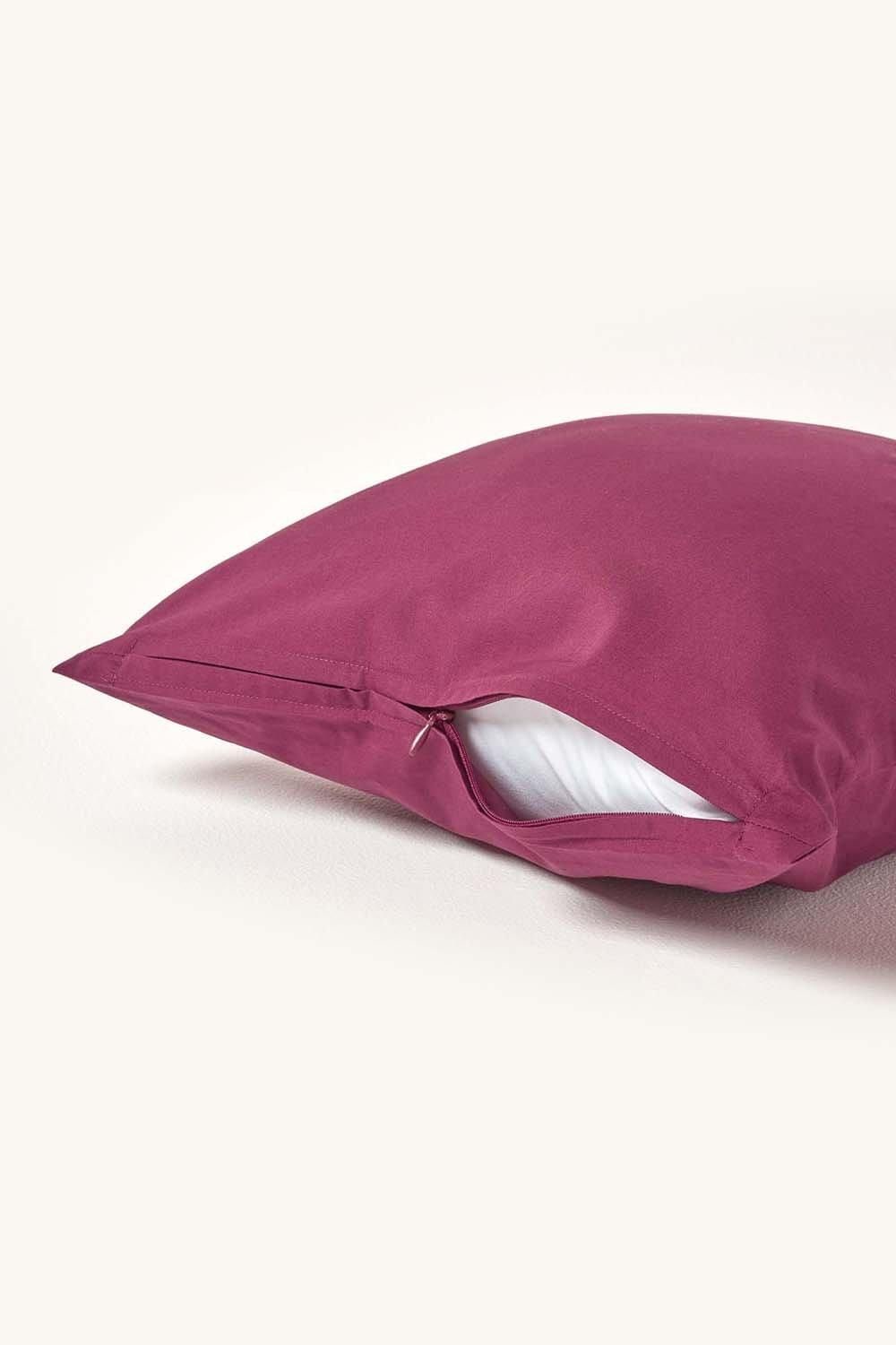 Homescapes Continental Egyptian Cotton Pillowcase 200 TC, 40 x 40 cm image 3